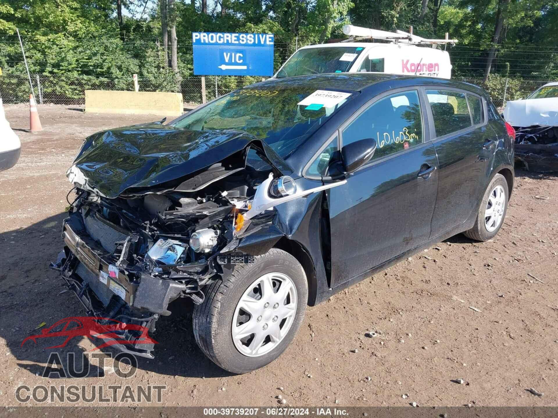 KIA FORTE 2017 - KNAFK5A81H5673073