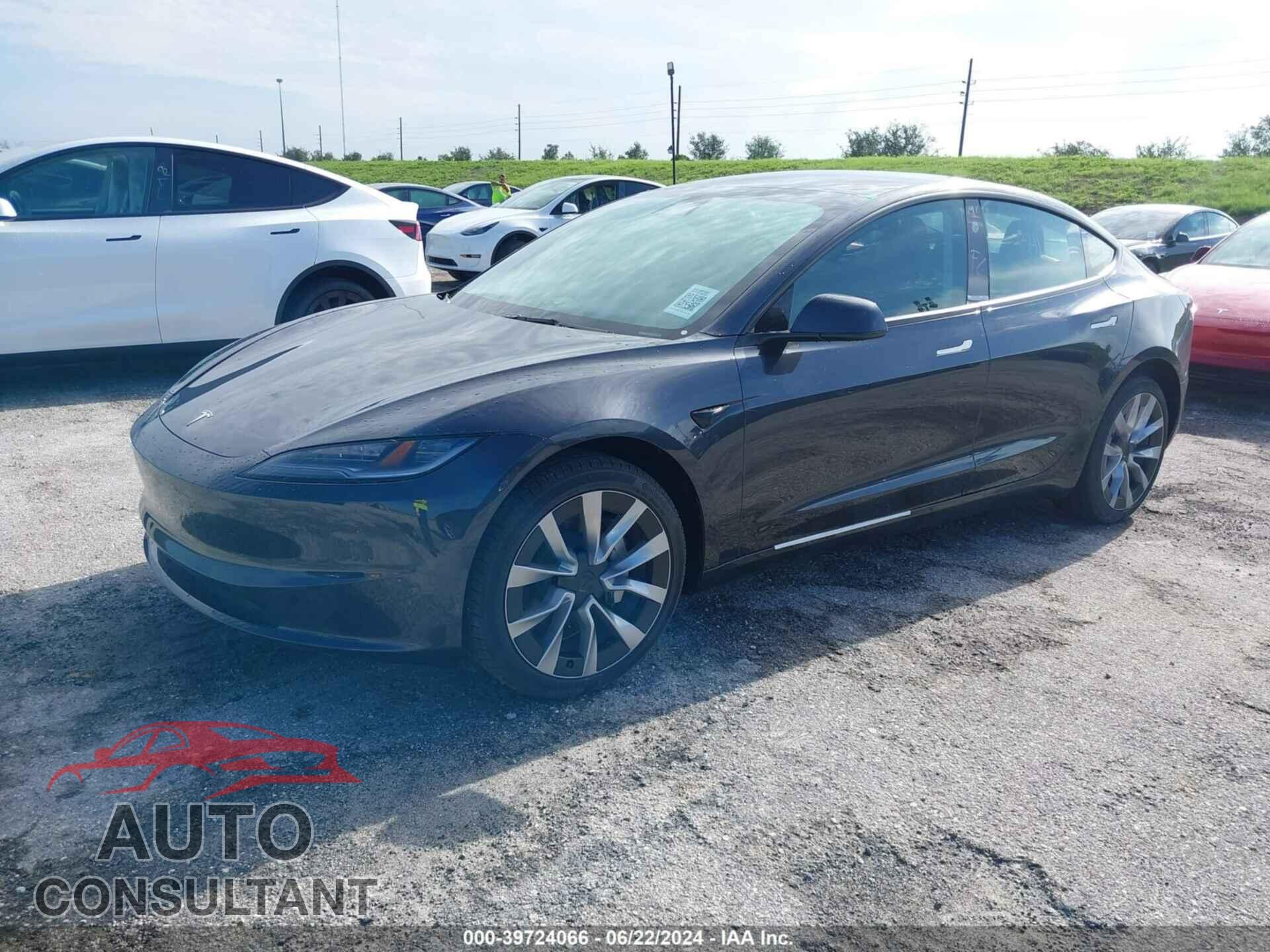 TESLA MODEL 3 2024 - 5YJ3E1EA6RF742617