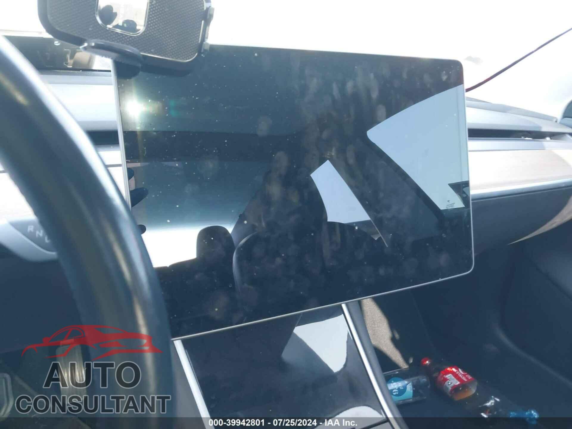 TESLA MODEL 3 2017 - 5YJ3E1EA0HF000728