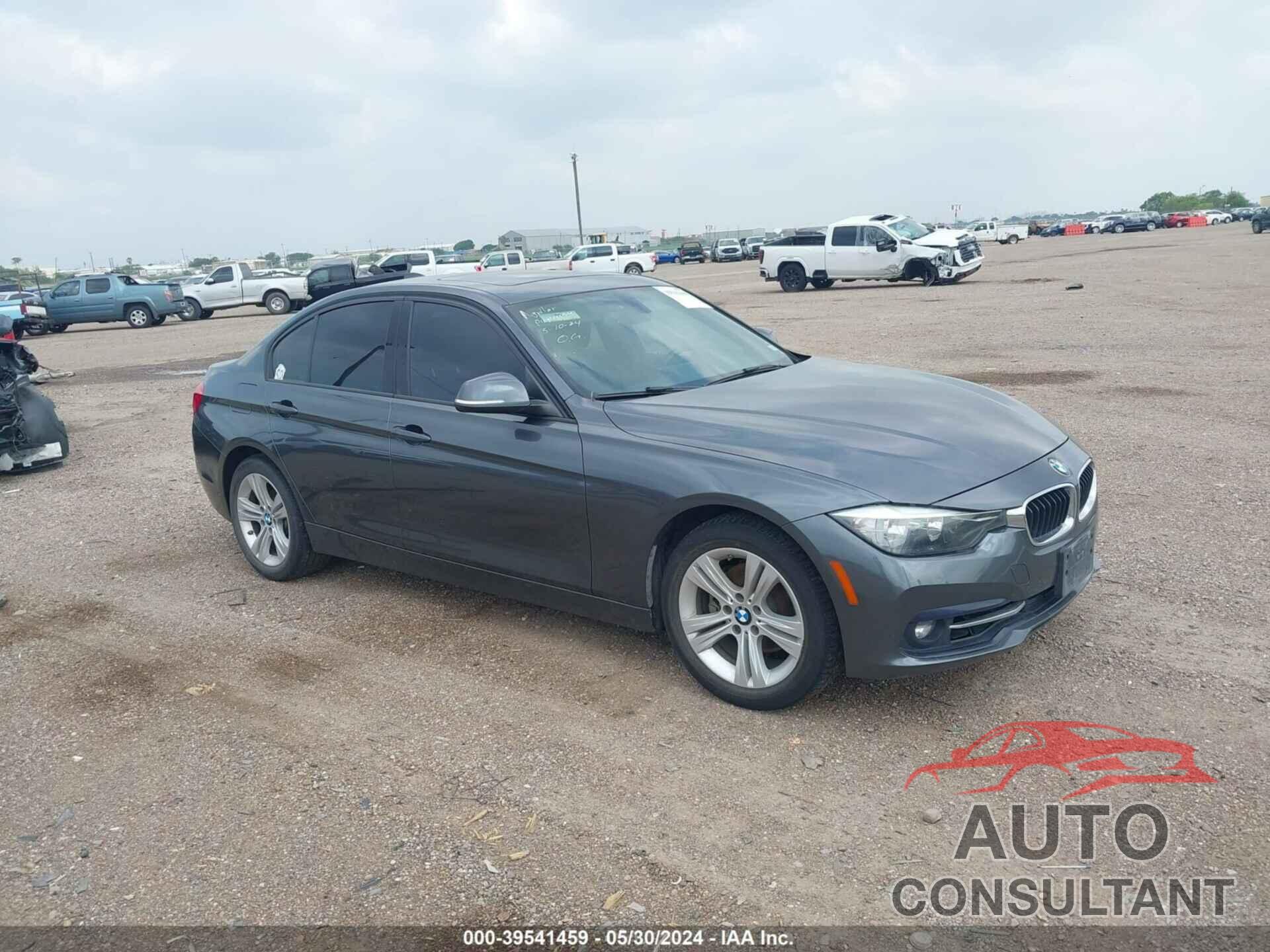 BMW 328I 2016 - WBA8E9G58GNT85487