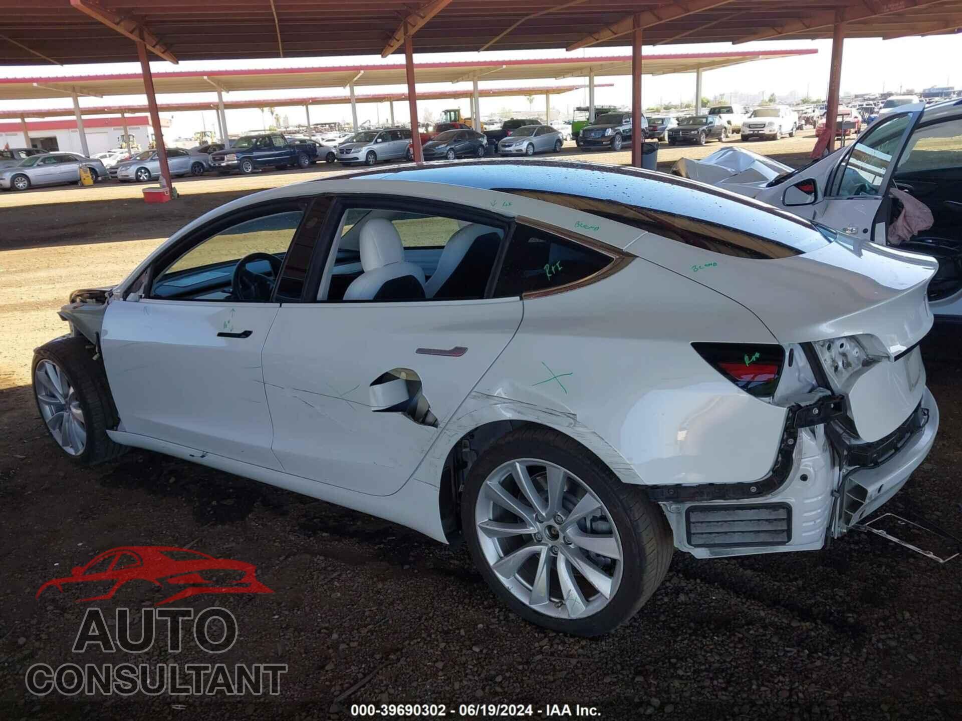 TESLA MODEL 3 2018 - 5YJ3E1EA9JF169636