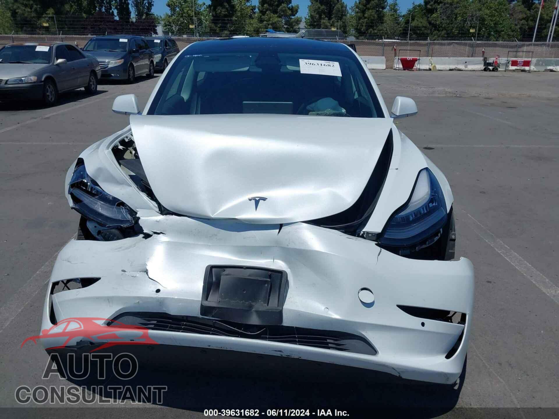 TESLA MODEL 3 2018 - 5YJ3E1EB9JF088872