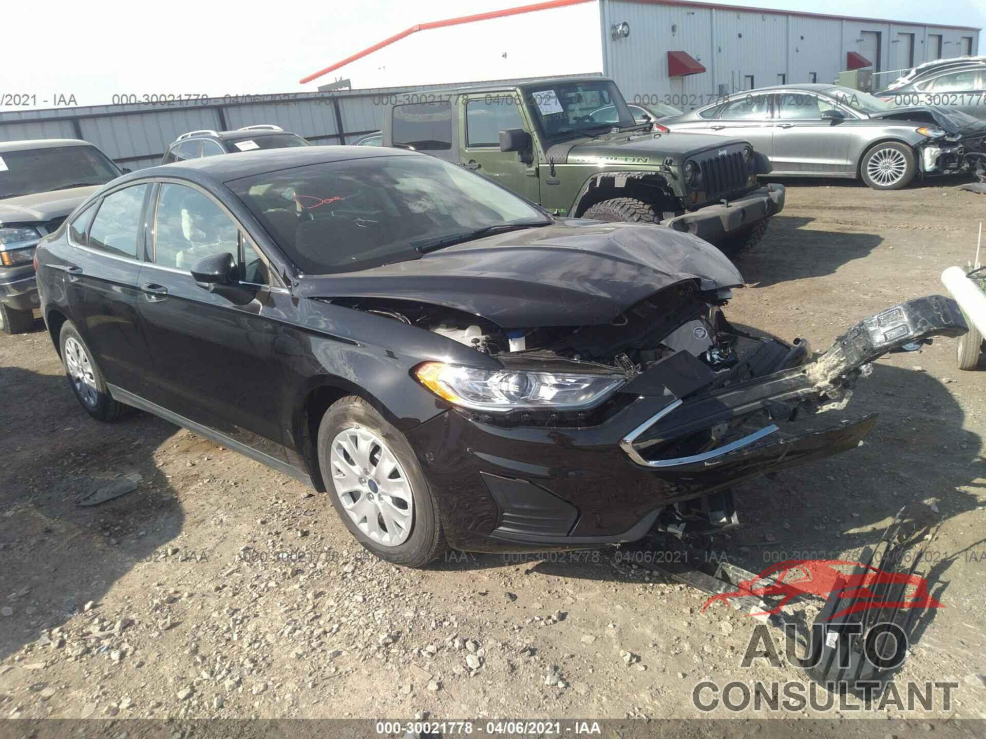 FORD FUSION 2020 - 3FA6P0G76LR266996