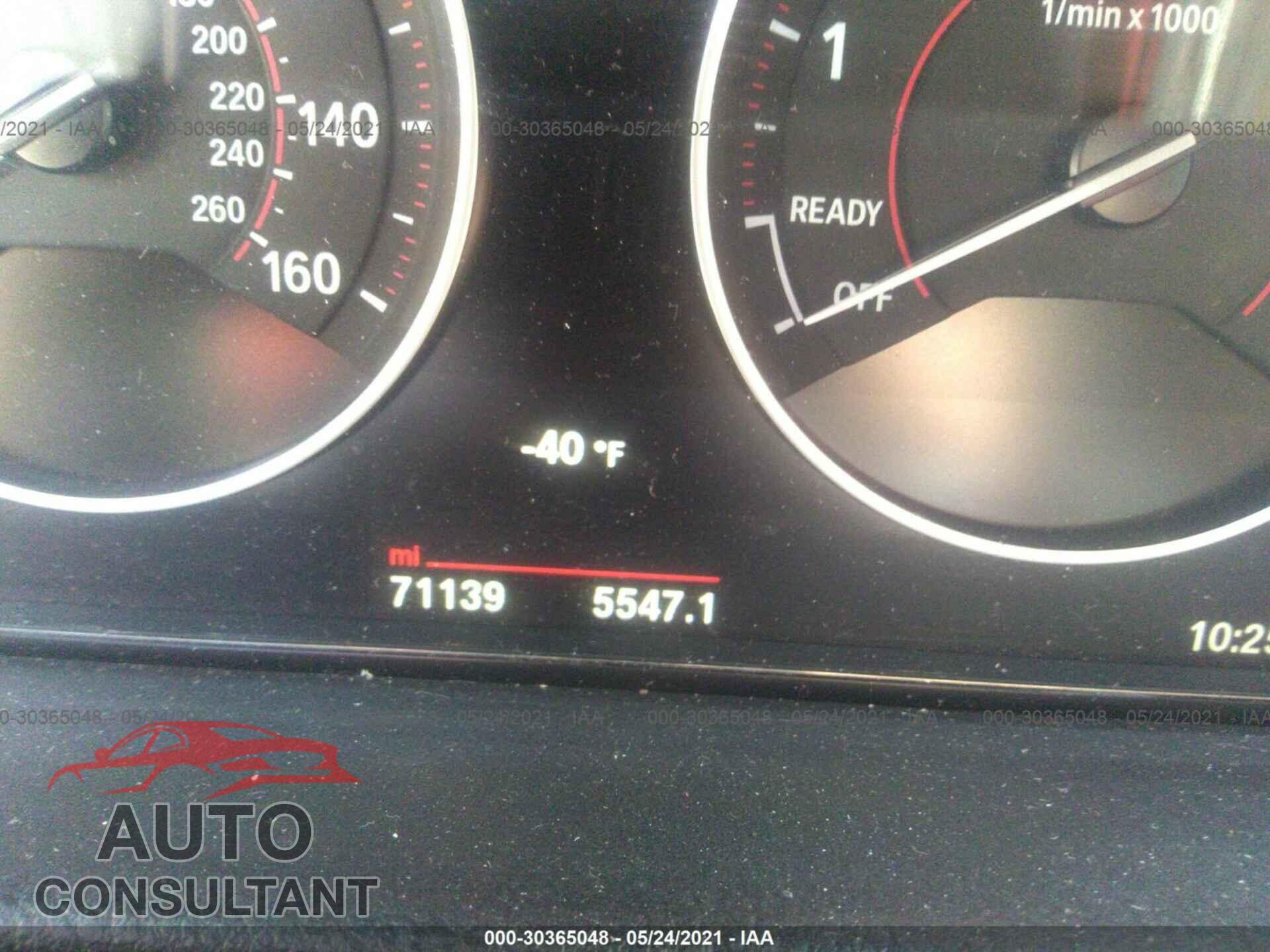 BMW 3 SERIES 2016 - WBA8E9G54GNT84546