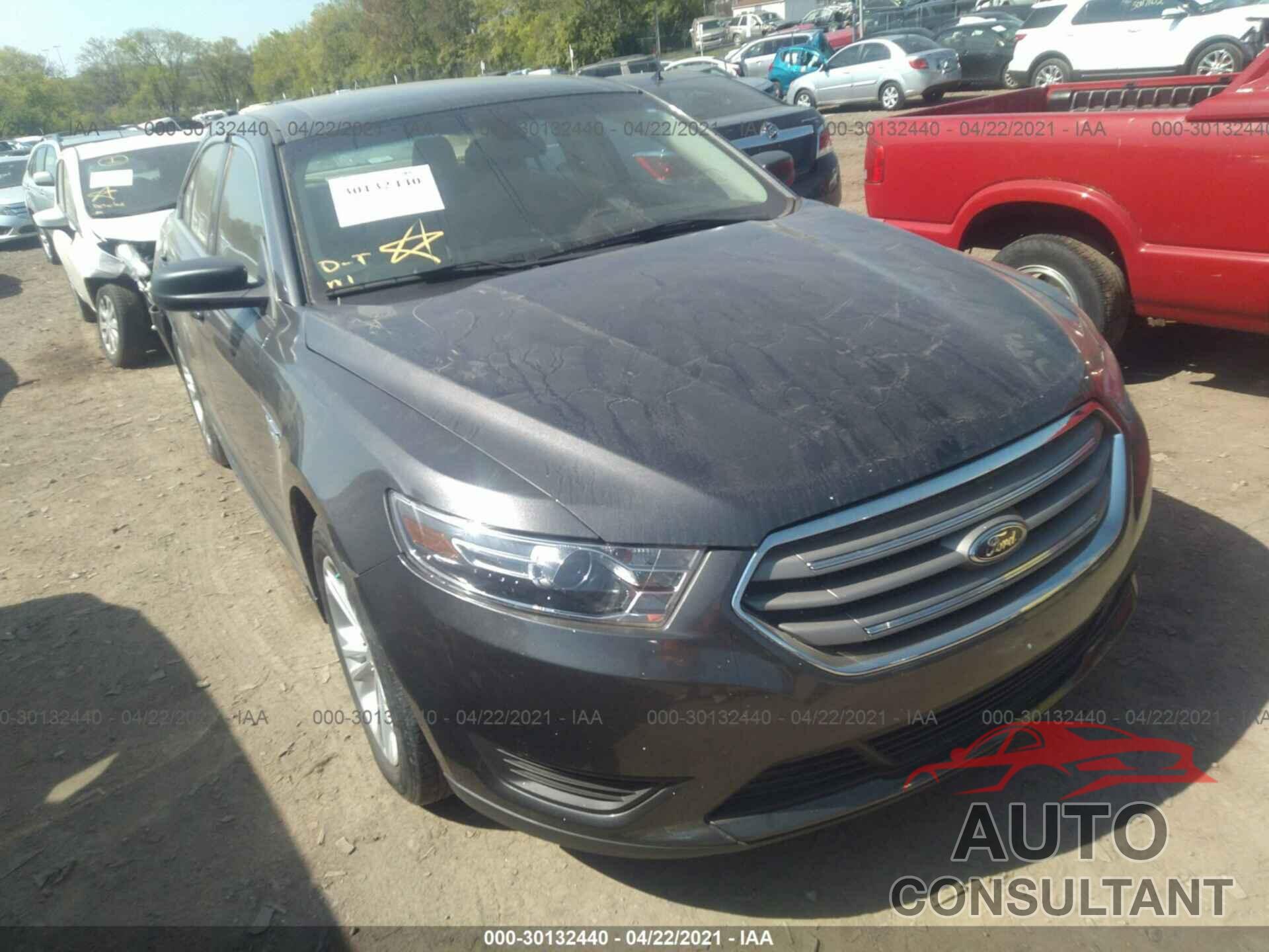 FORD TAURUS 2017 - 1FAHP2D84HG125585