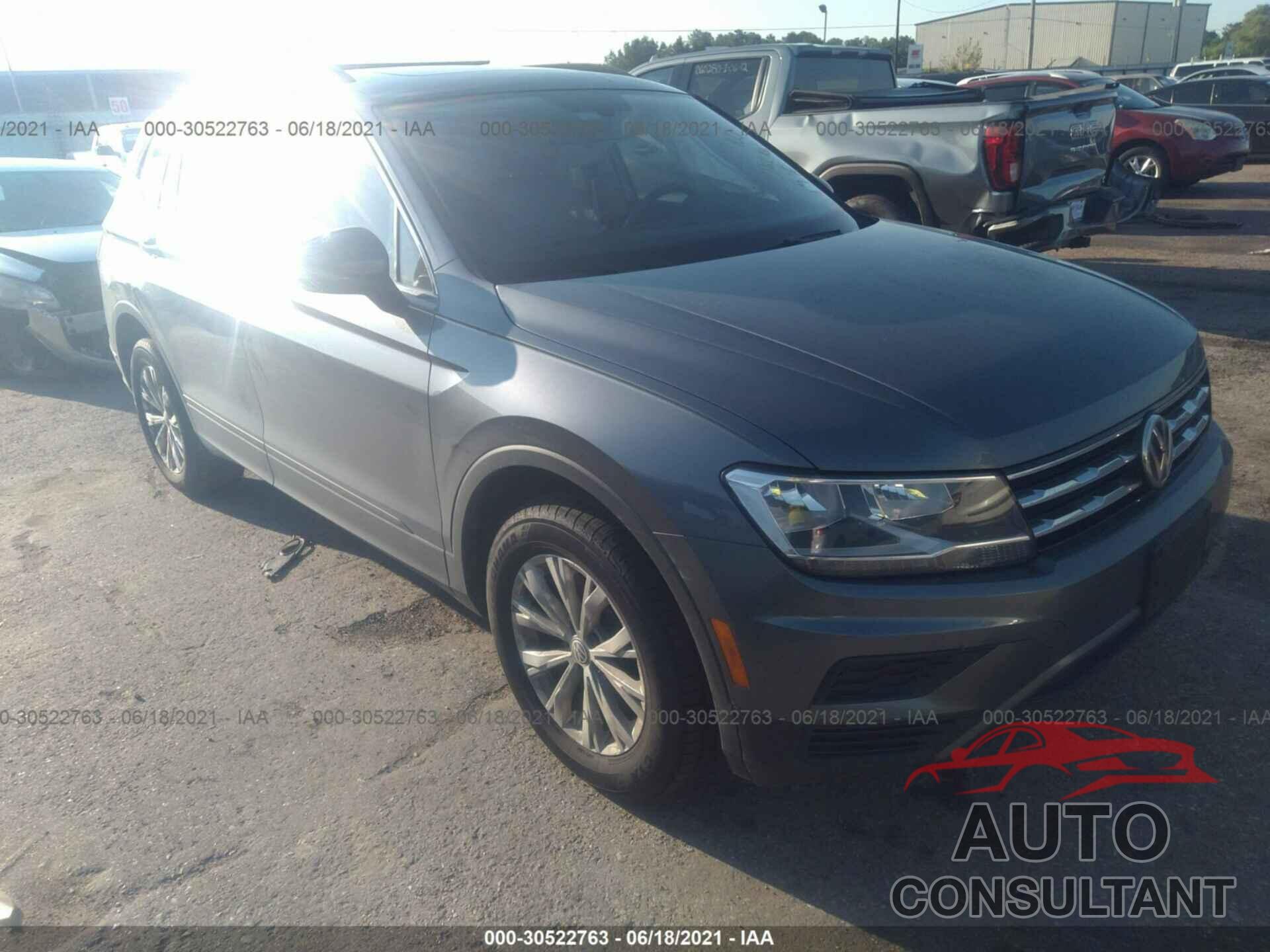 VOLKSWAGEN TIGUAN 2019 - 3VV3B7AX8KM154551