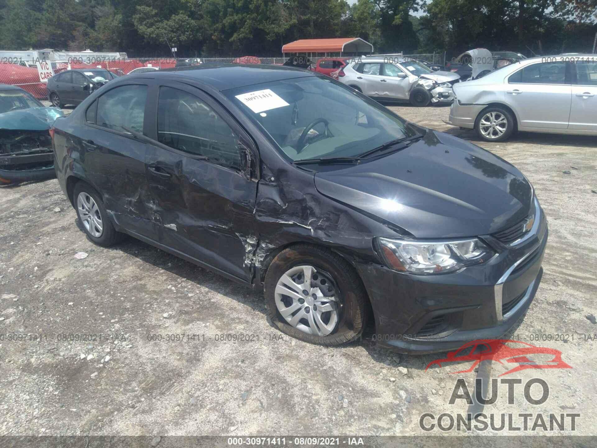 CHEVROLET SONIC 2017 - 1G1JB5SH0H4175053