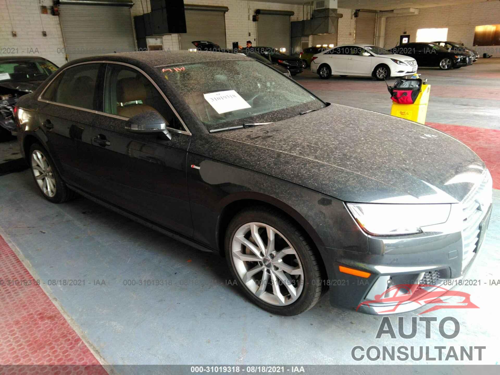 AUDI A4 2019 - WAUENAF46KN013586