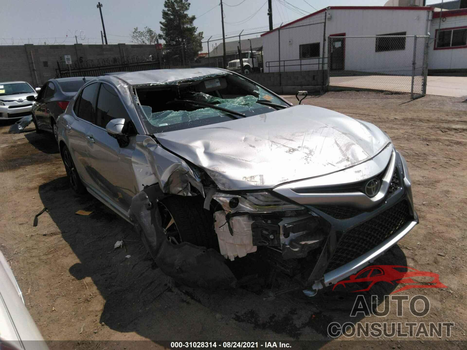 TOYOTA CAMRY 2019 - 4T1B61HK1KU200752
