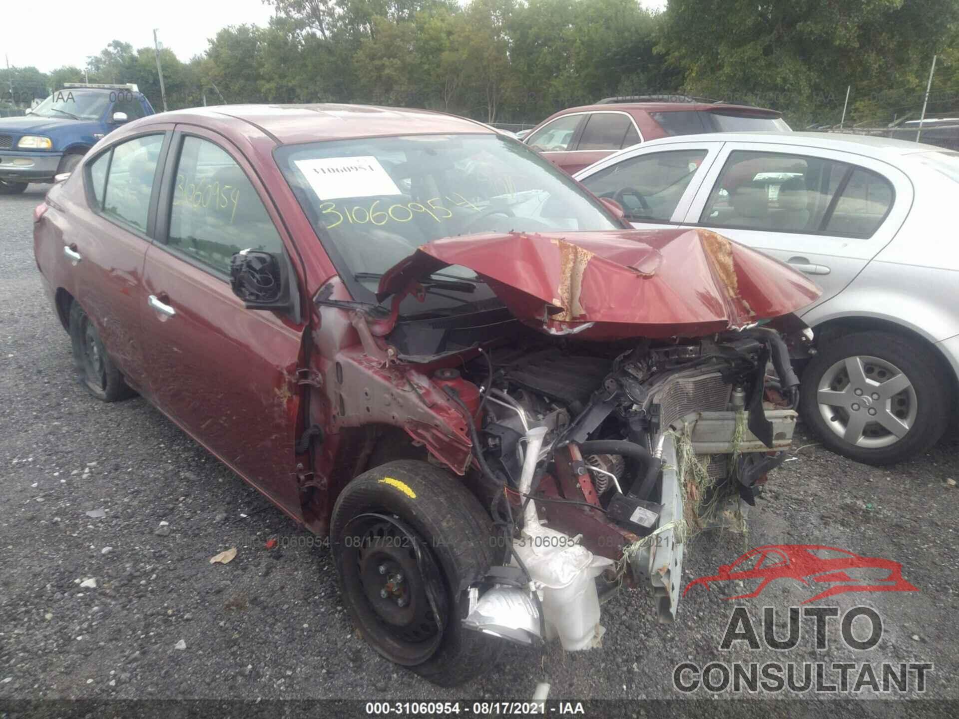 NISSAN VERSA 2016 - 3N1CN7APXGL840628
