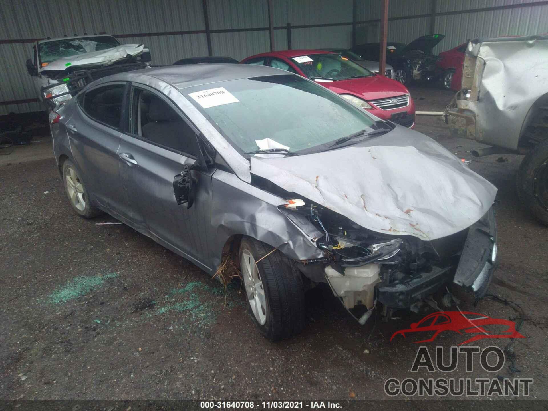 HYUNDAI ELANTRA 2013 - KMHDH4AE4DU905475