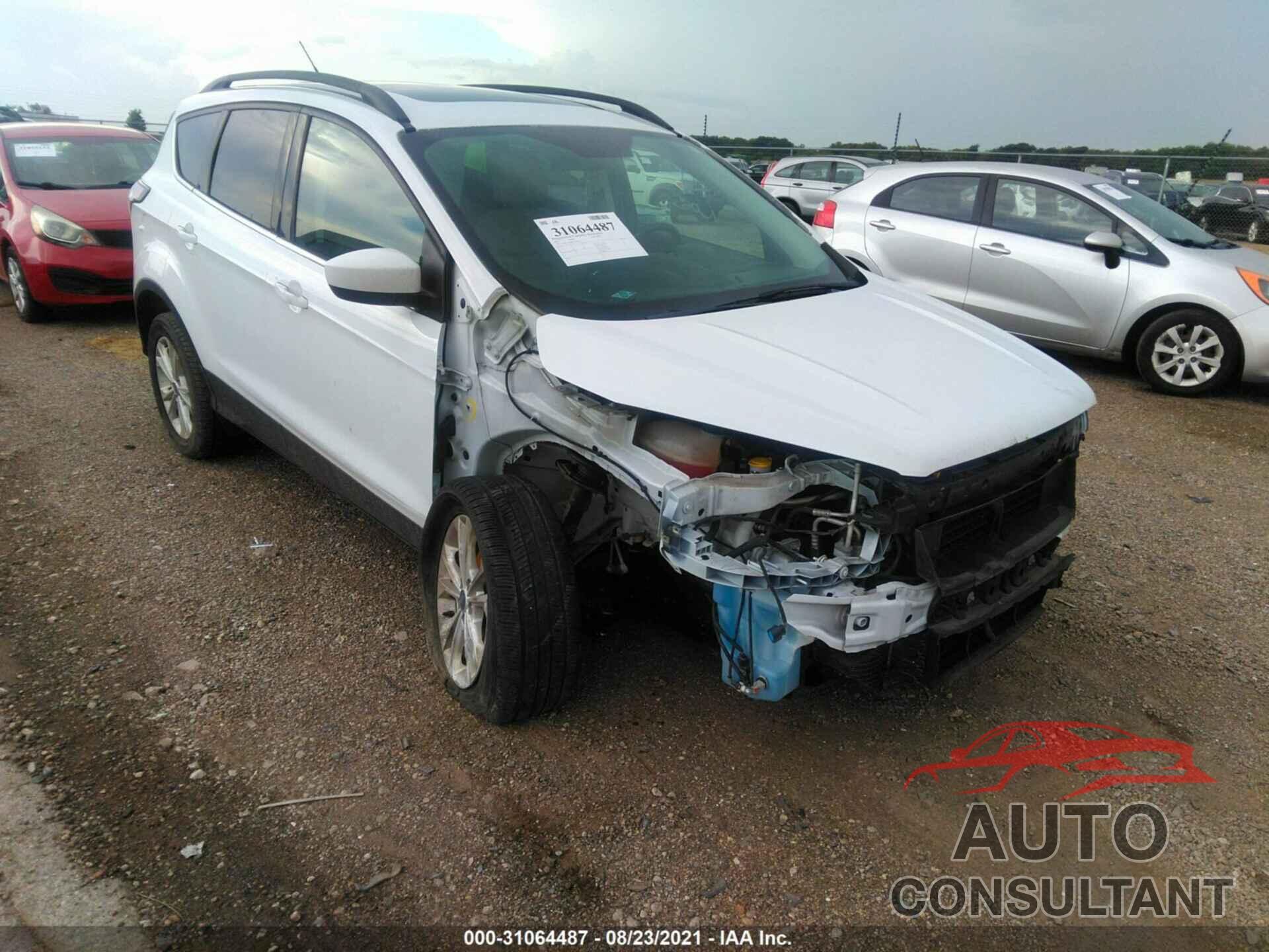 FORD ESCAPE 2017 - 1FMCU0G96HUA30058