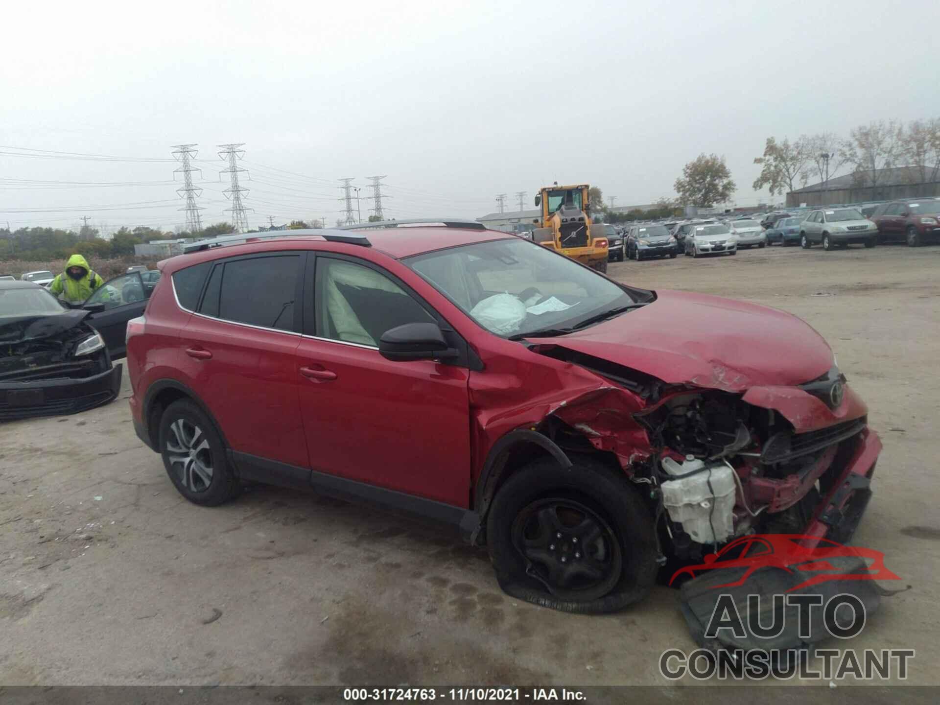 TOYOTA RAV4 2017 - JTMBFREV5HJ108801