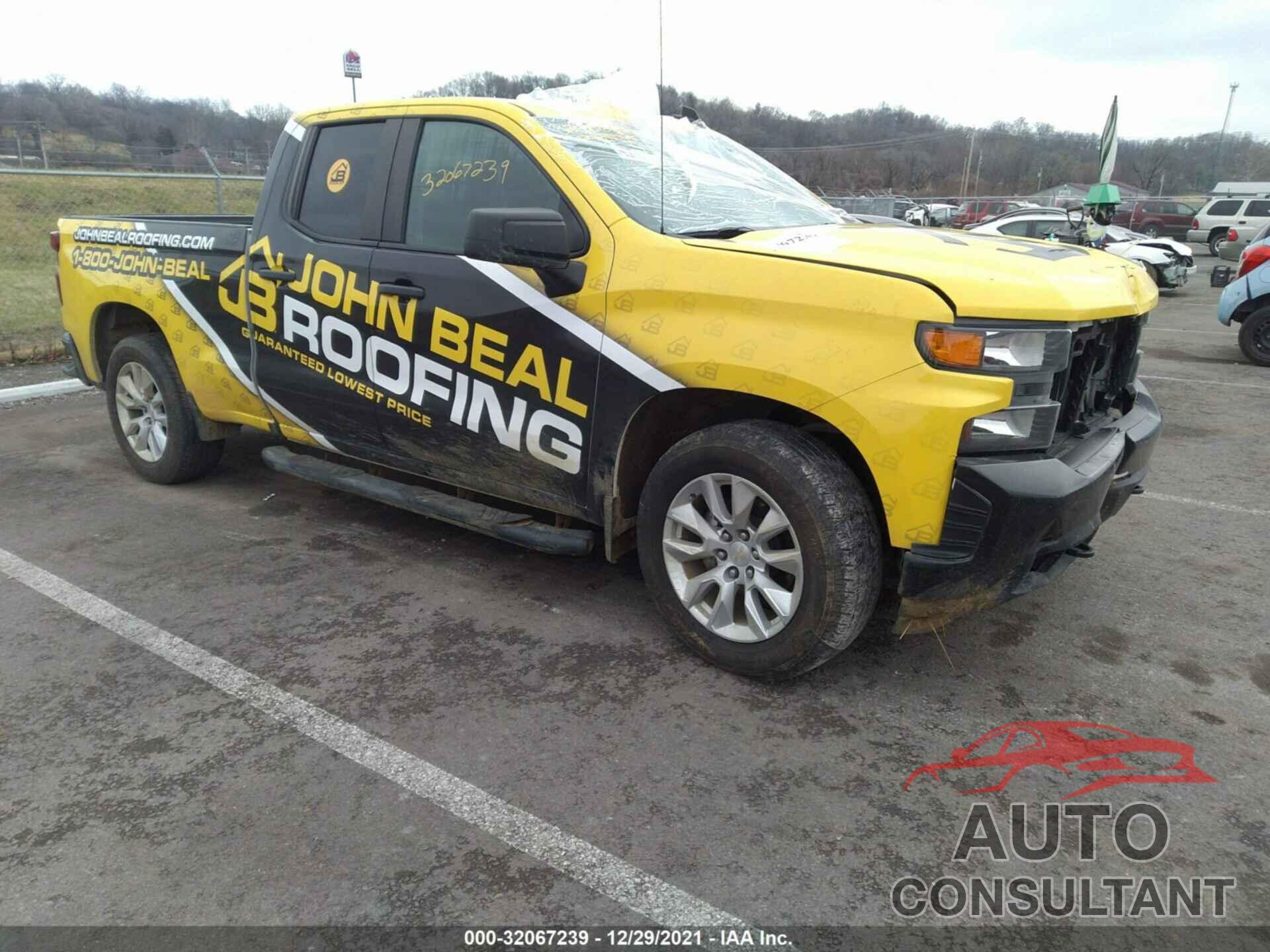 CHEVROLET SILVERADO 1500 2019 - 1GCRWBEF1KZ209728