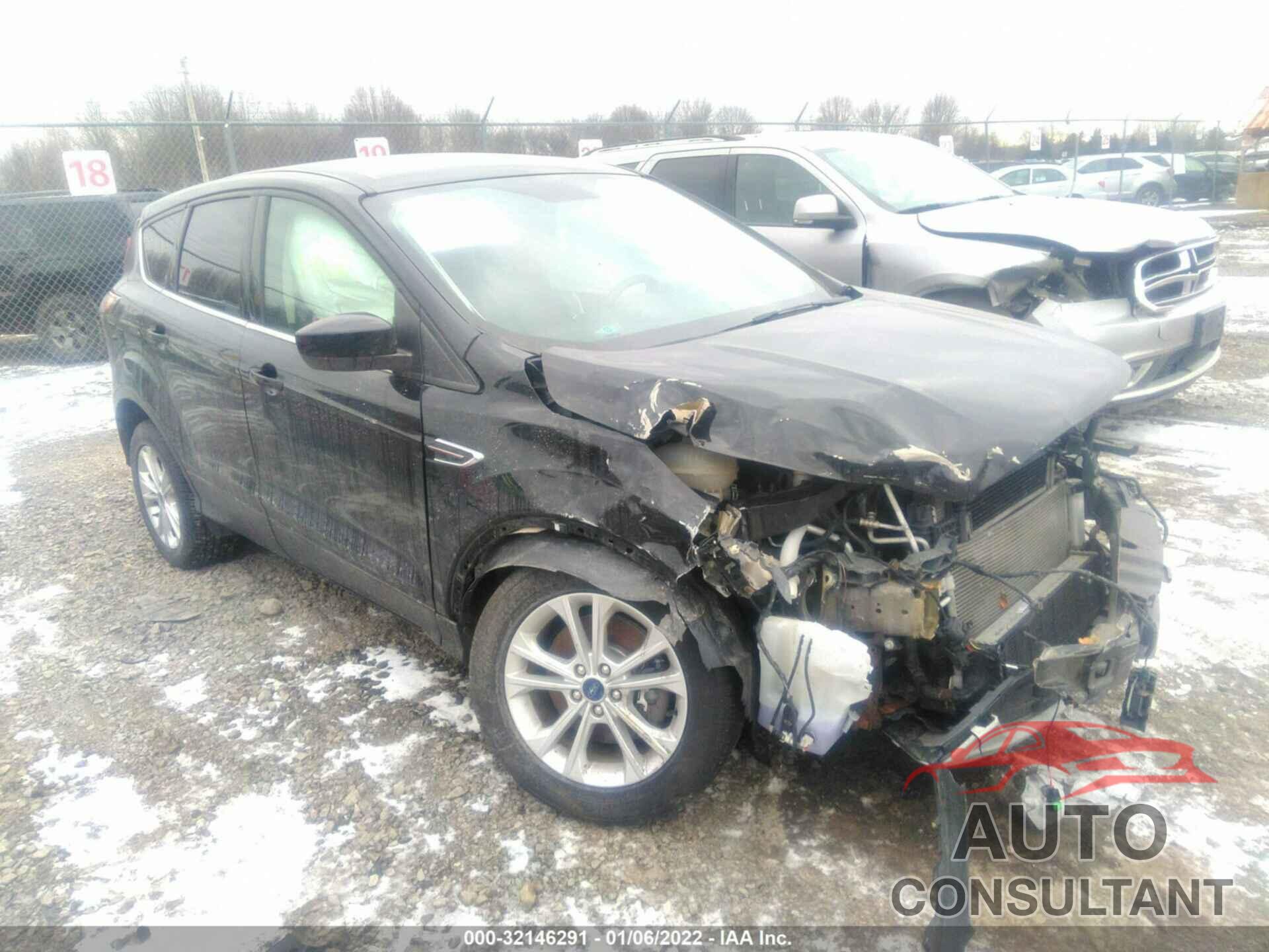 FORD ESCAPE 2017 - 1FMCU9GD9HUA73902