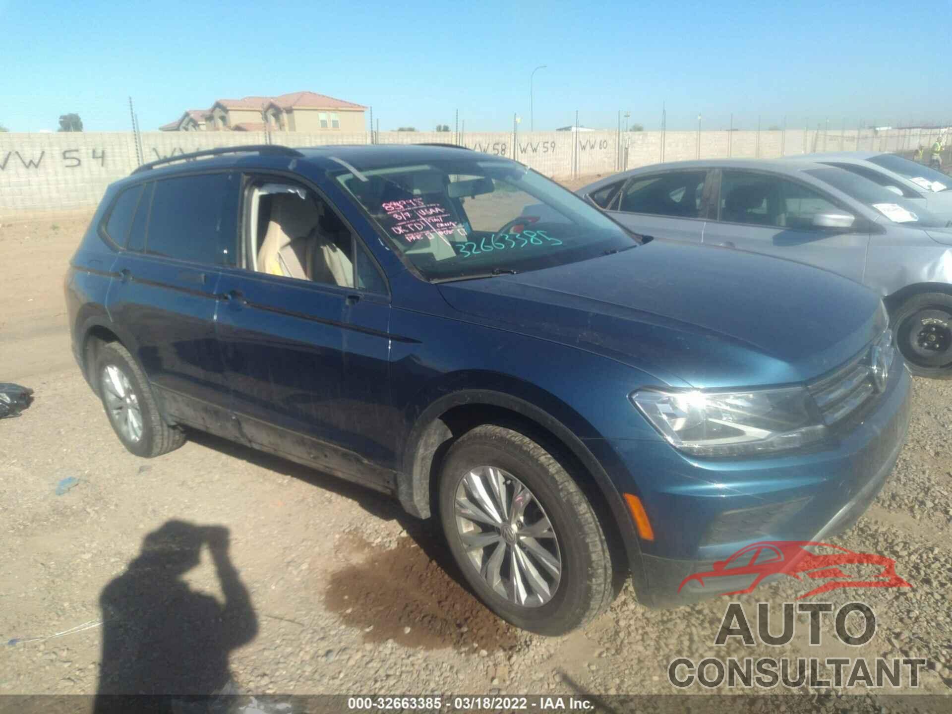 VOLKSWAGEN TIGUAN 2018 - 3VV1B7AX6JM118637