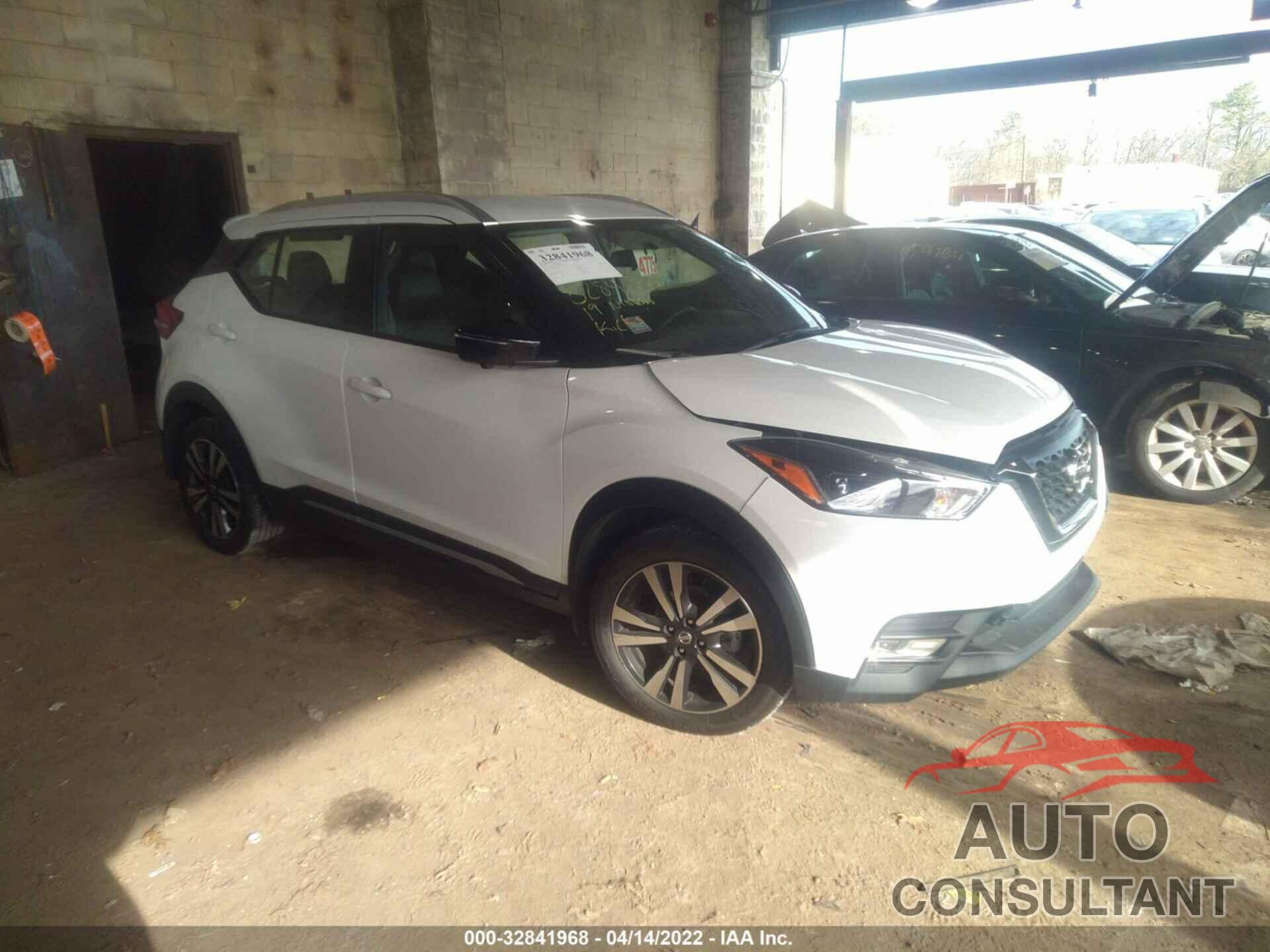 NISSAN KICKS 2019 - 3N1CP5CU5KL538111