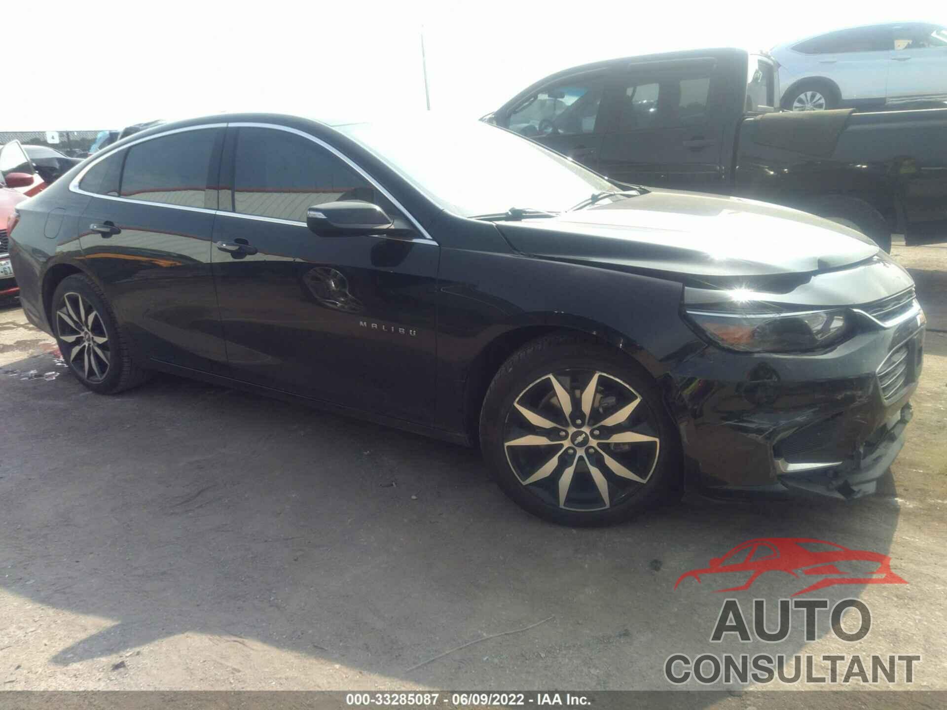 CHEVROLET MALIBU 2018 - 1G1ZD5ST7JF262766