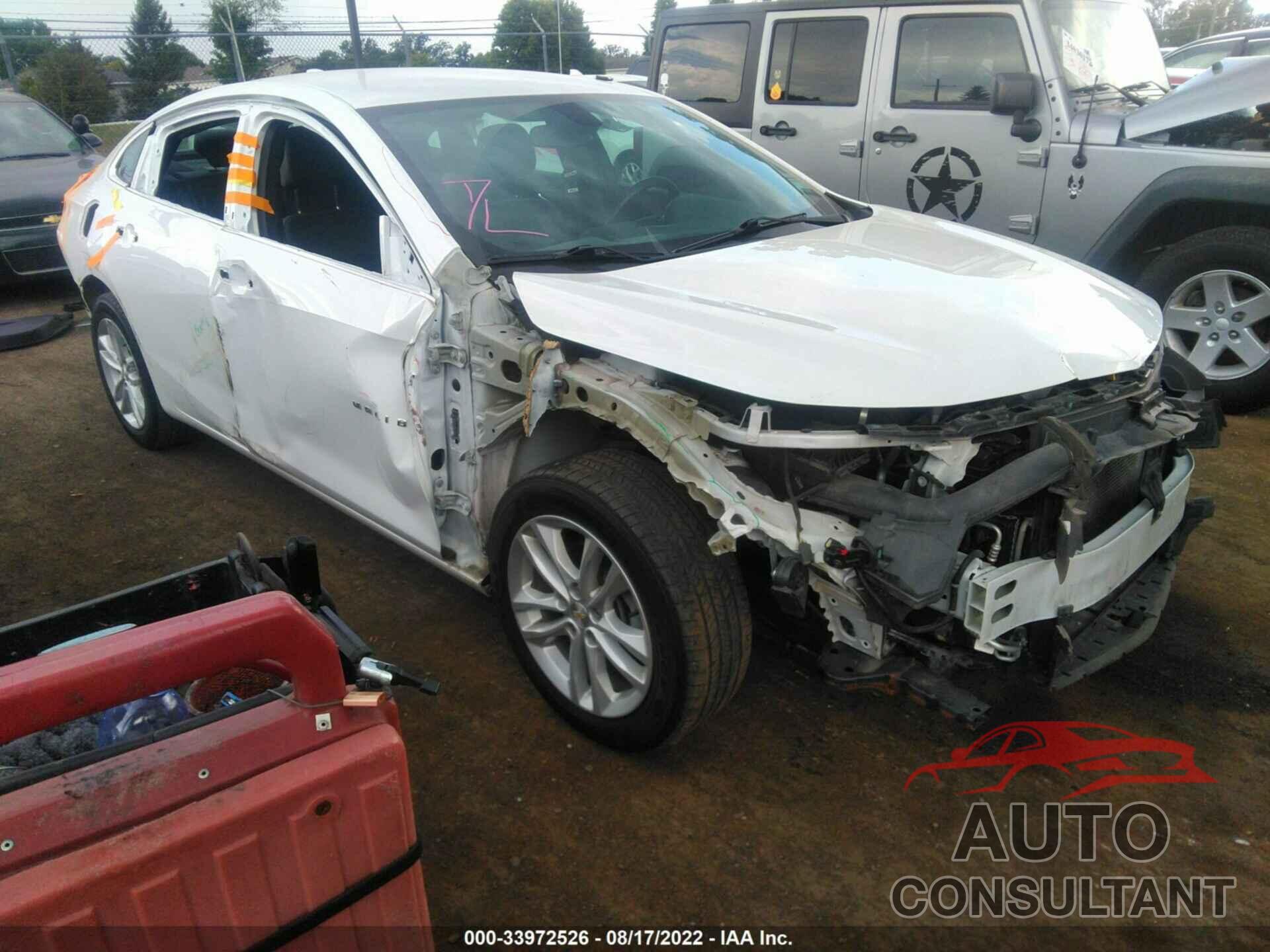 CHEVROLET MALIBU 2018 - 1G1ZD5ST1JF197400