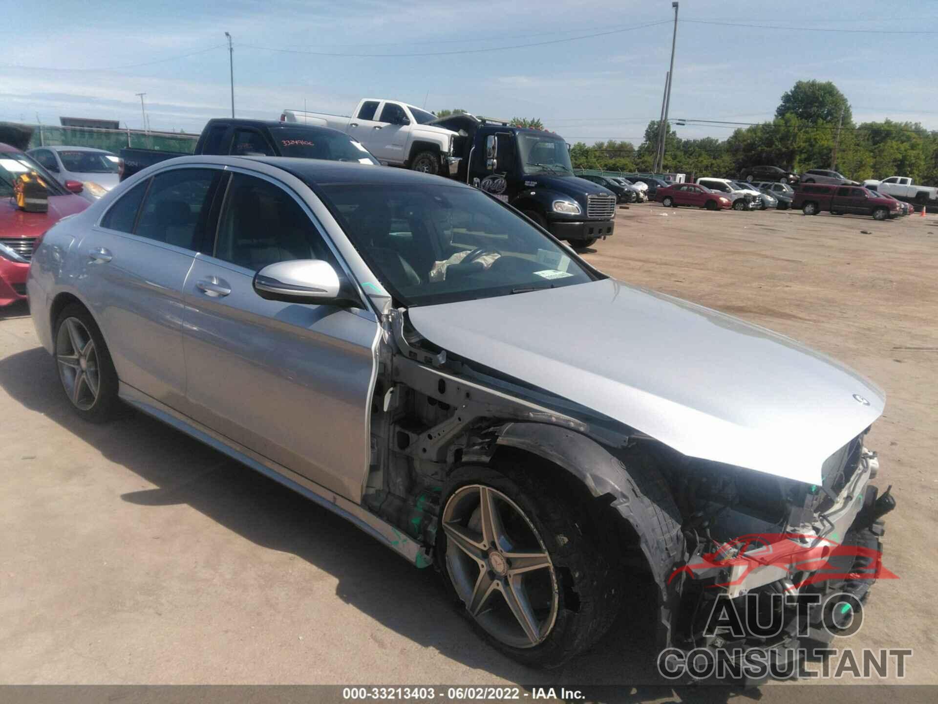 MERCEDES-BENZ C-CLASS 2016 - 55SWF4KB2GU175505