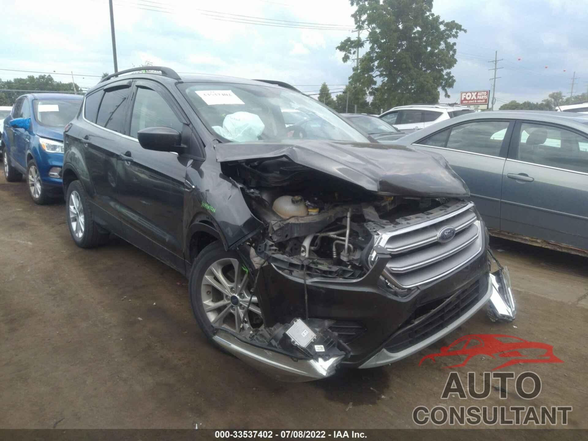FORD ESCAPE 2017 - 1FMCU9G91HUC77542