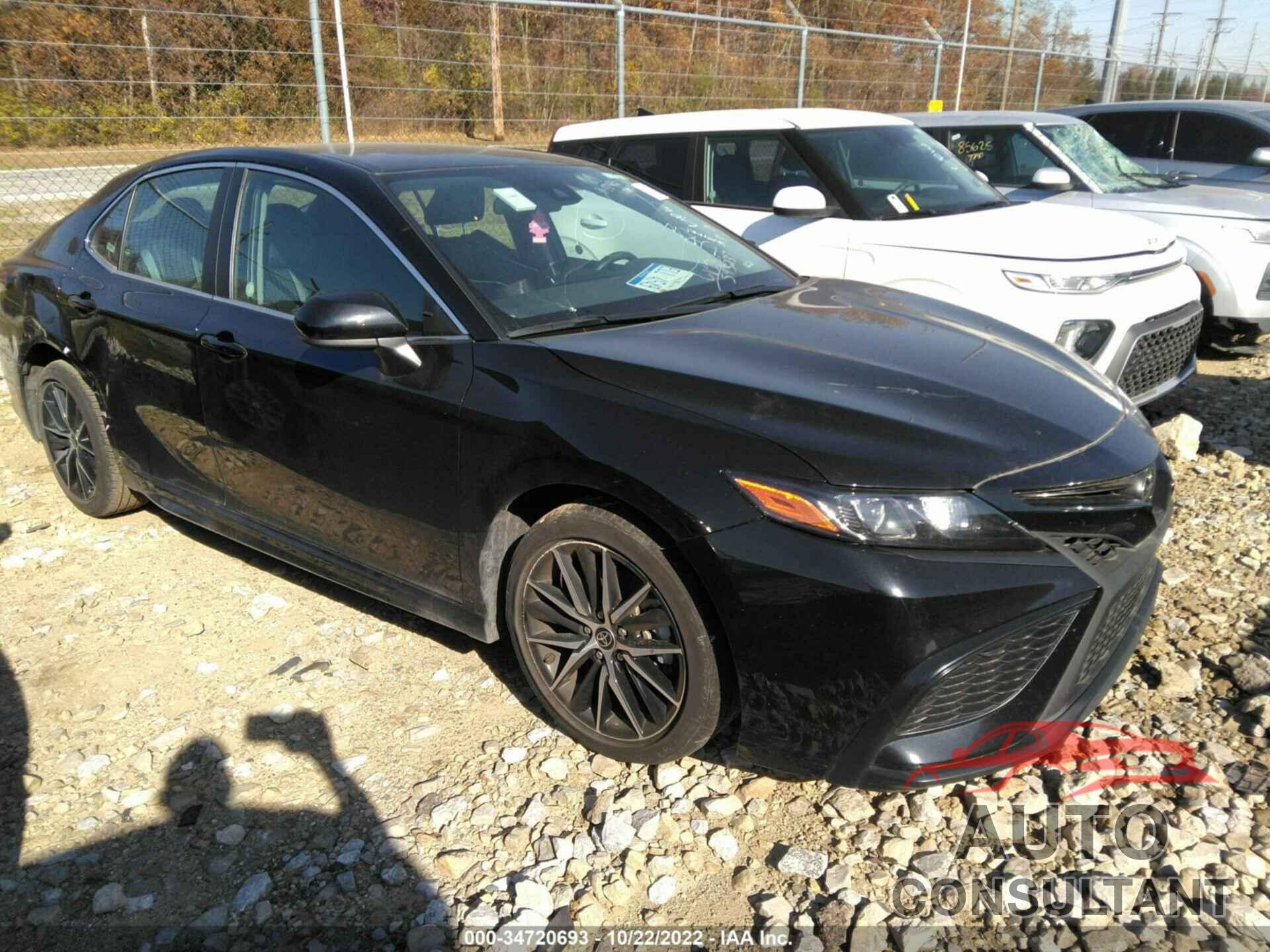 TOYOTA CAMRY 2021 - 4T1G11AK7MU593237