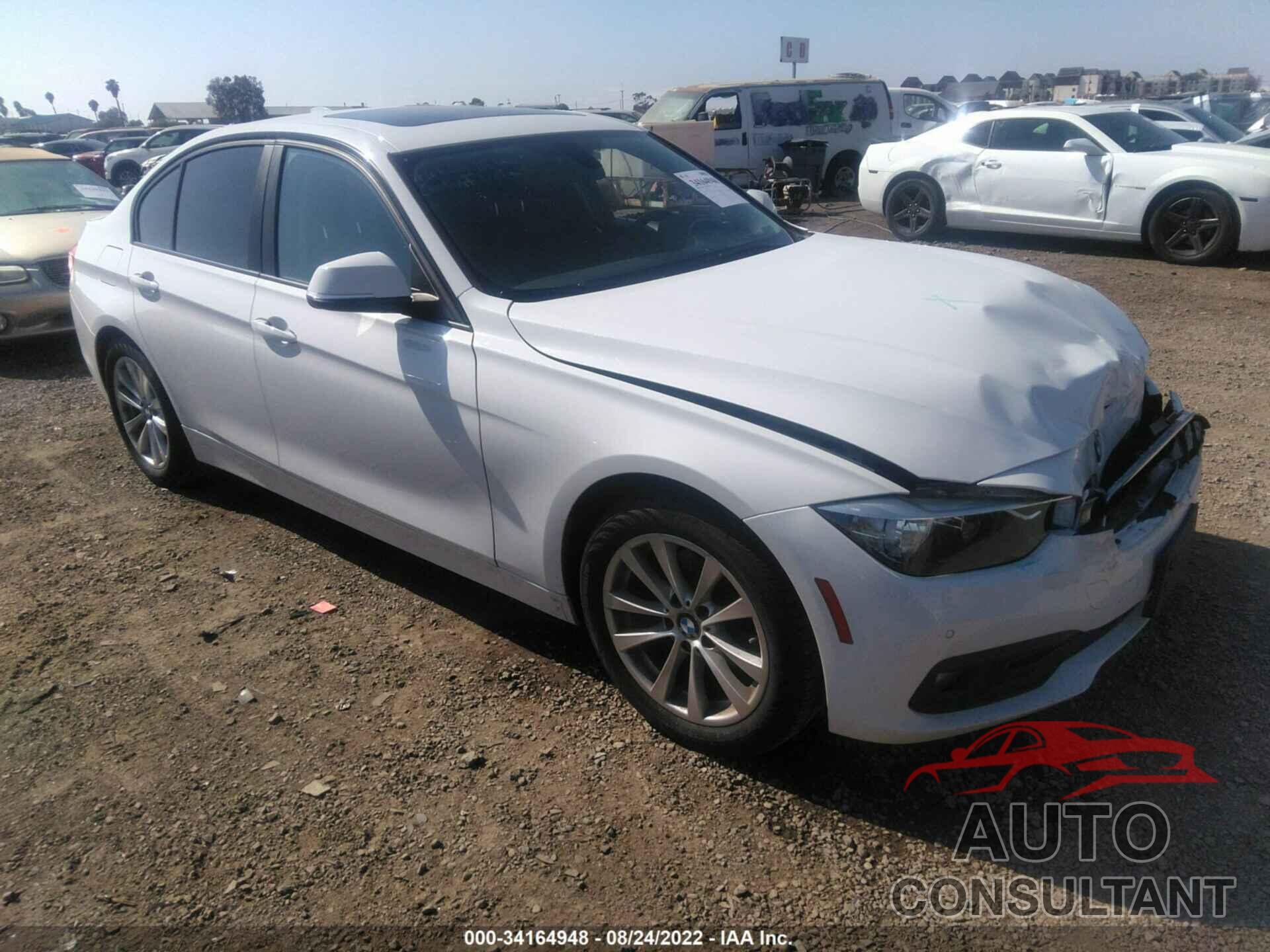 BMW 3 SERIES 2017 - WBA8E1G58HNU13338