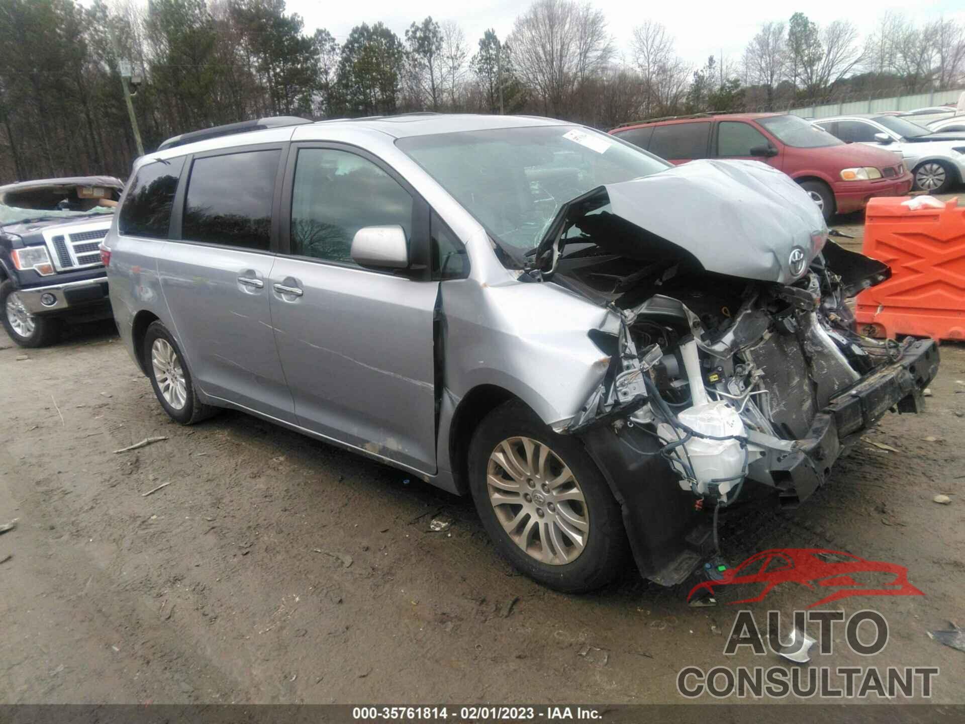 TOYOTA SIENNA 2017 - 5TDYZ3DC4HS886685