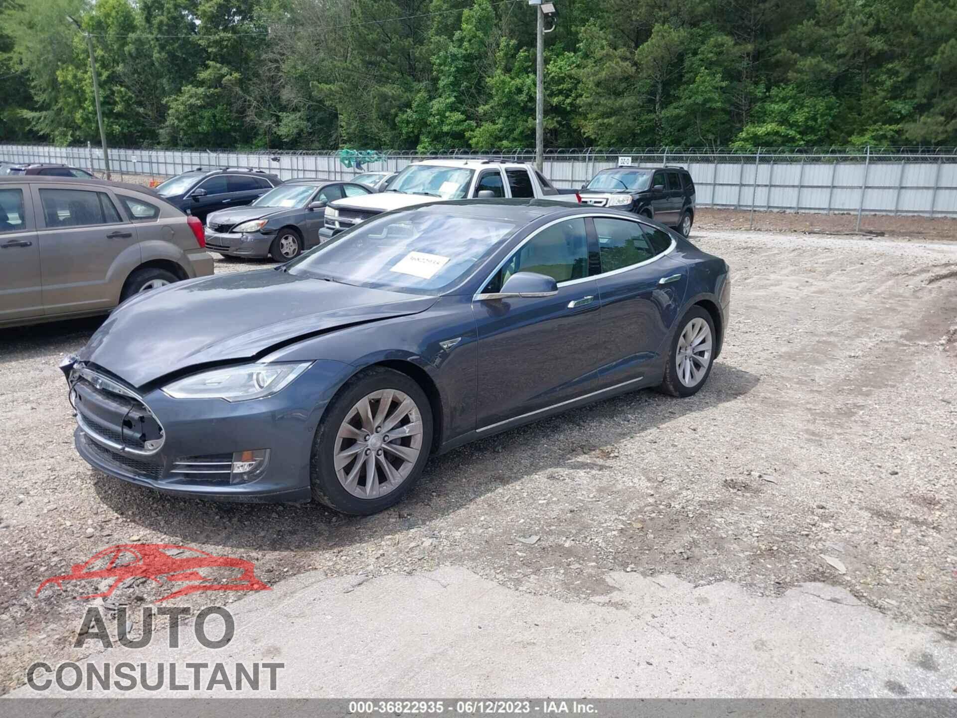 TESLA MODEL S 2016 - 5YJSA1E19GF136751