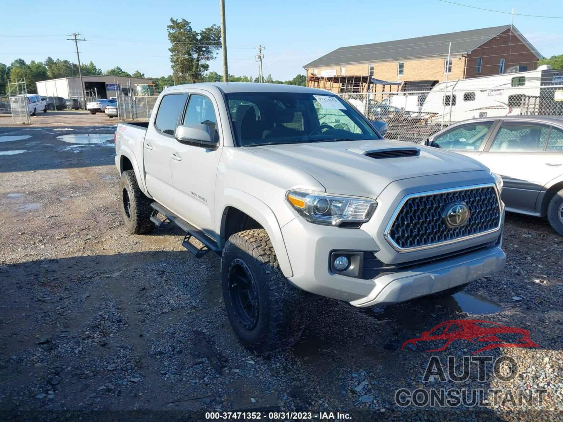TOYOTA TACOMA 2018 - 5TFCZ5AN0JX162360