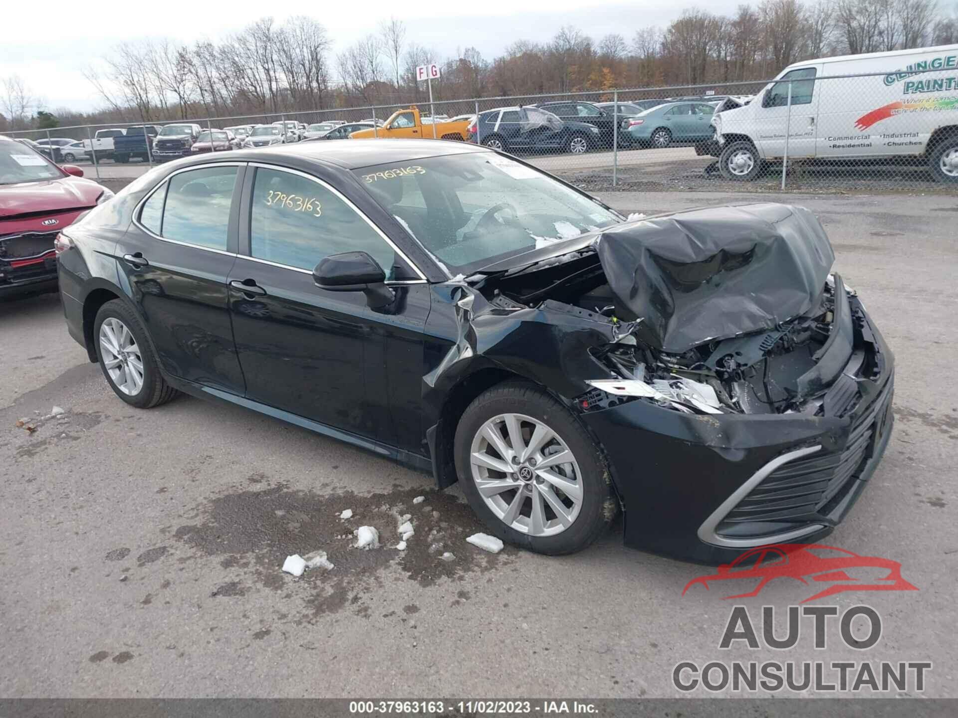 TOYOTA CAMRY 2023 - 4T1C11BK0PU085063