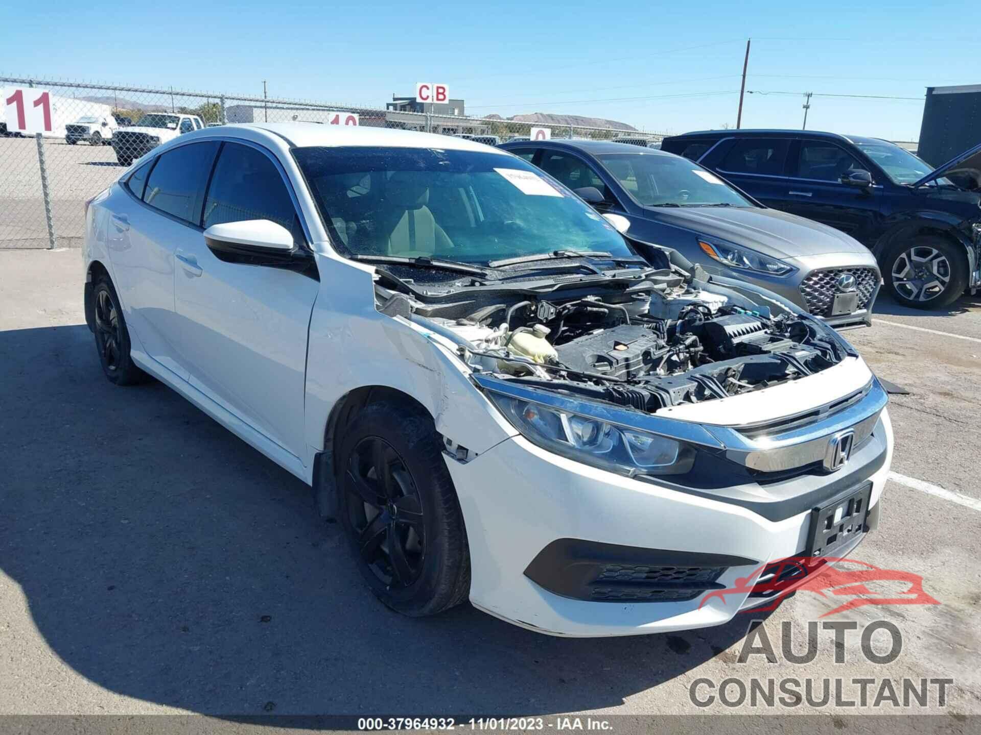 HONDA CIVIC SEDAN 2018 - 19XFC2F55JE023136