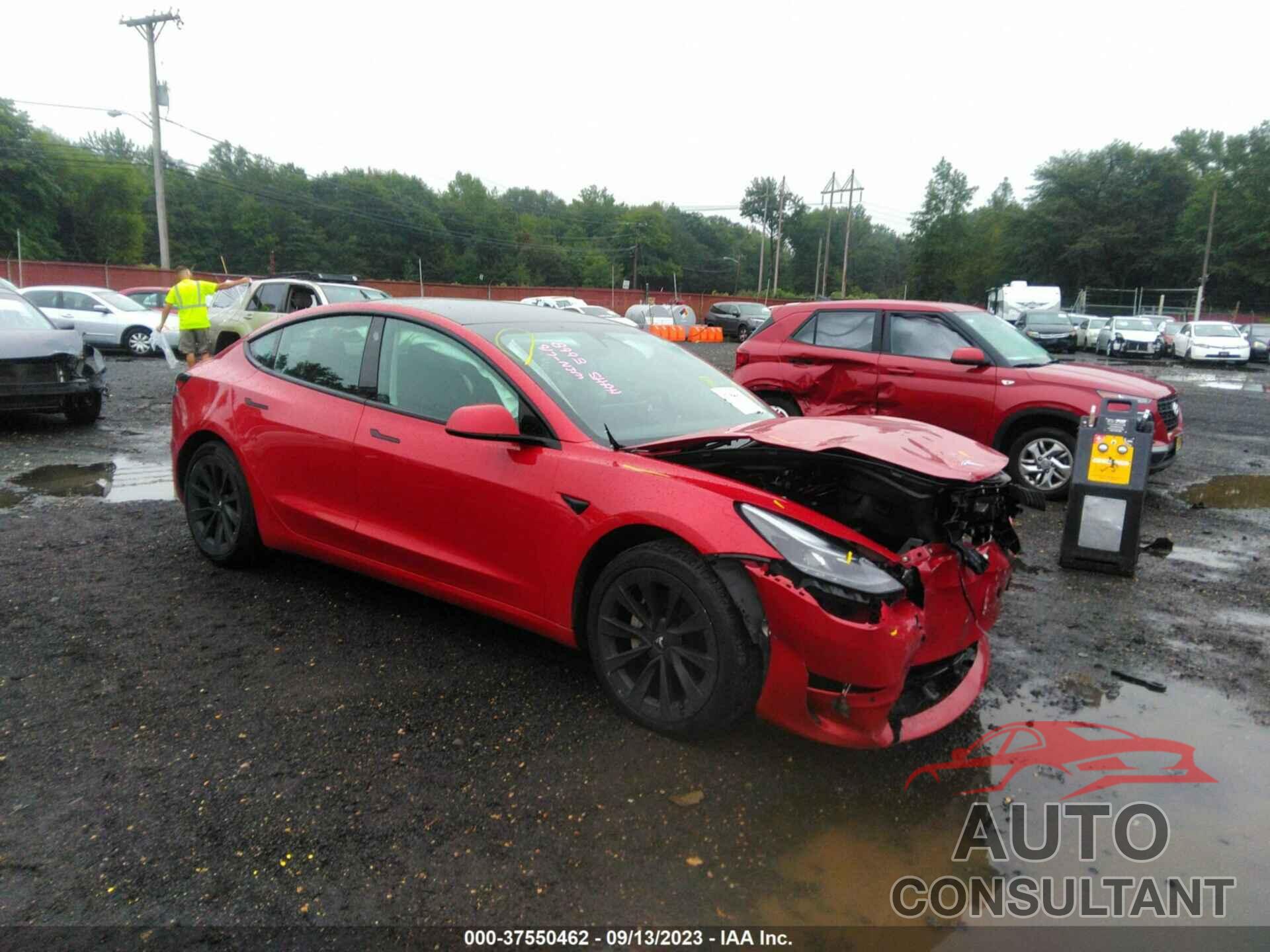 TESLA MODEL 3 2021 - 5YJ3E1EB0MF035417
