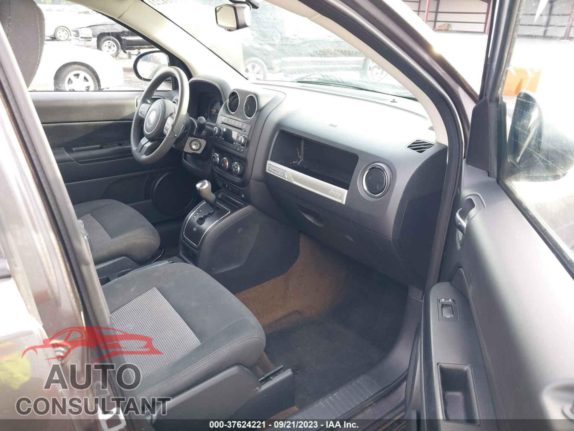 JEEP COMPASS 2016 - 1C4NJCBA1GD560168