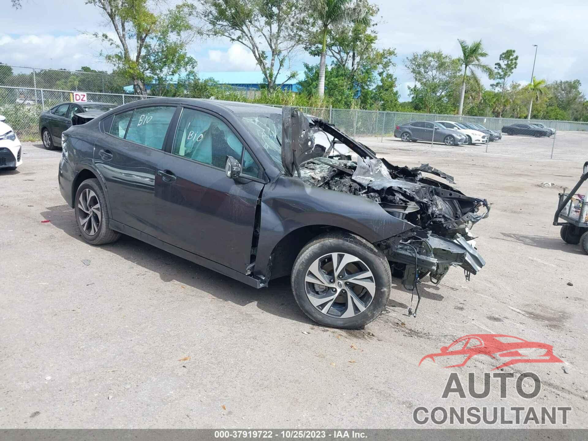 SUBARU LEGACY 2023 - 4S3BWAF69P3013525