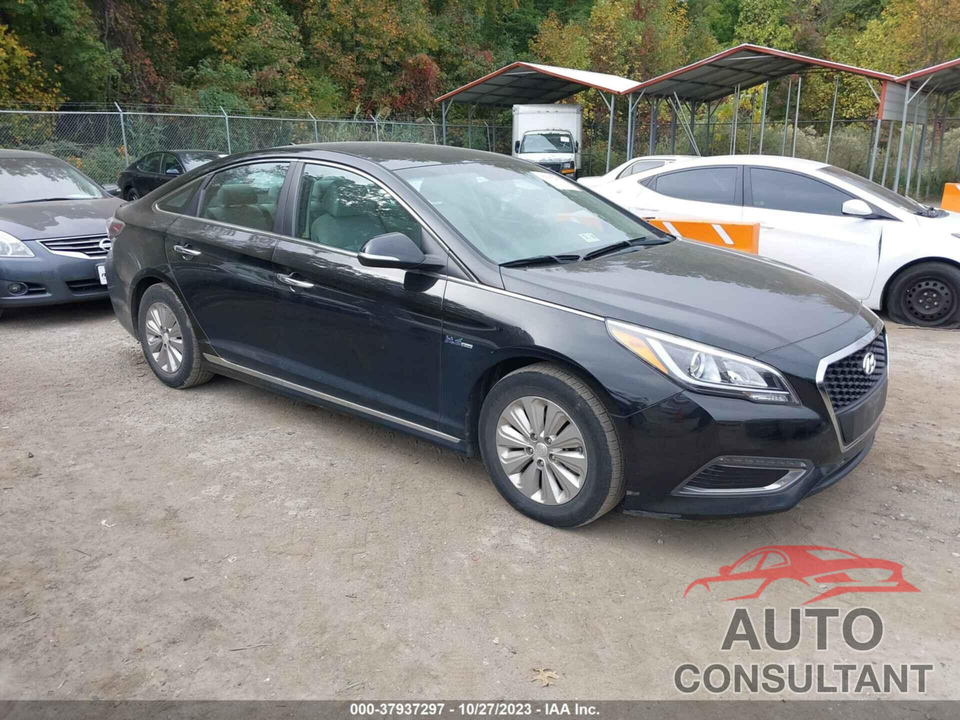 HYUNDAI SONATA HYBRID 2017 - KMHE24L14HA051644