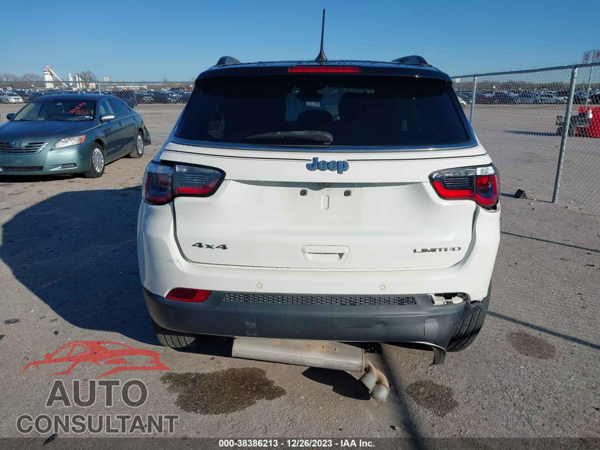 JEEP COMPASS 2018 - 3C4NJDCB7JT100687