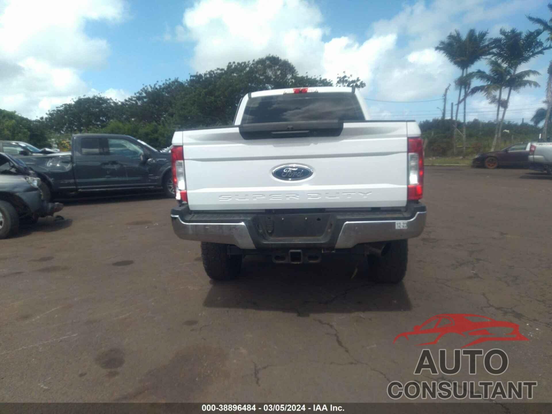 FORD F-250 2017 - 1FT7W2BT5HEC15551