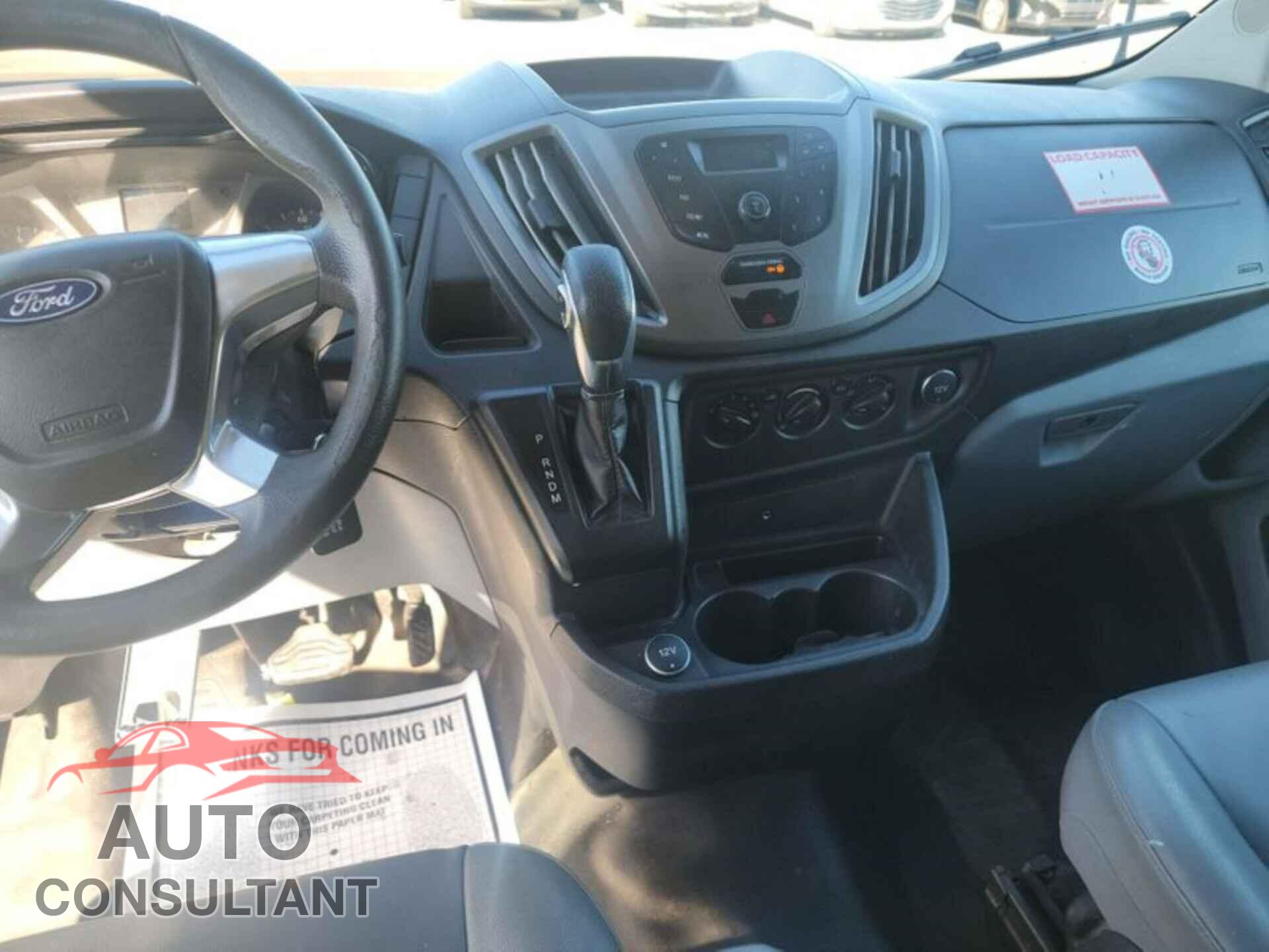 FORD TRANSIT 2018 - 1FTYR2XM1JKA17439