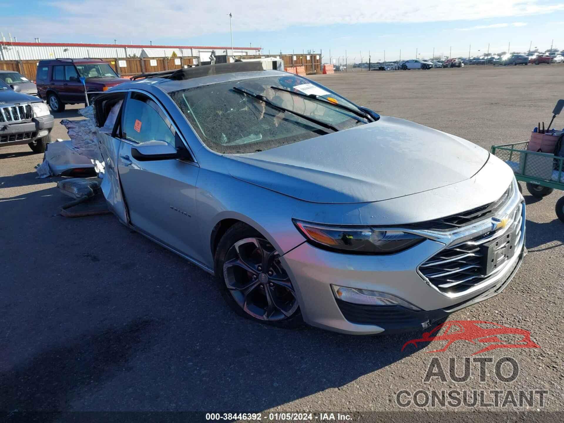 CHEVROLET MALIBU 2021 - 1G1ZD5ST1MF044195