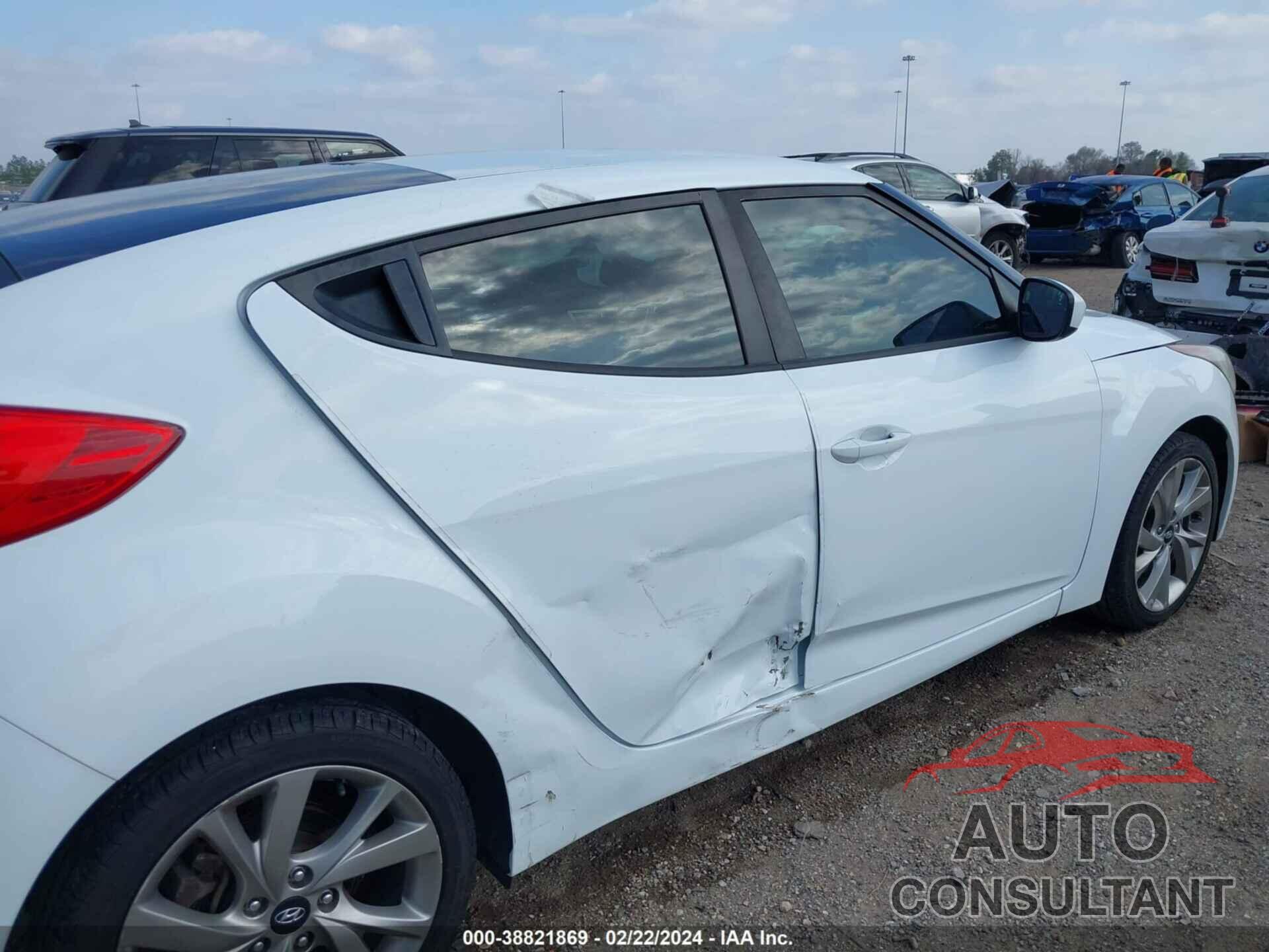 HYUNDAI VELOSTER 2017 - KMHTC6AD6HU311215