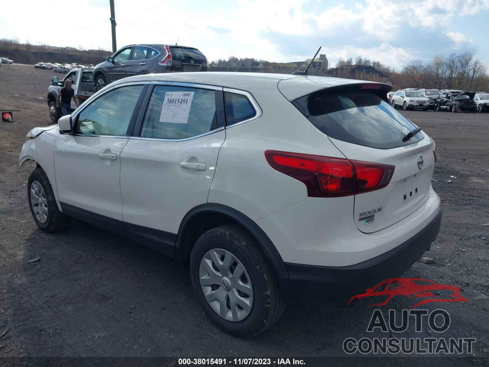 NISSAN ROGUE SPORT 2019 - JN1BJ1CR8KW349254