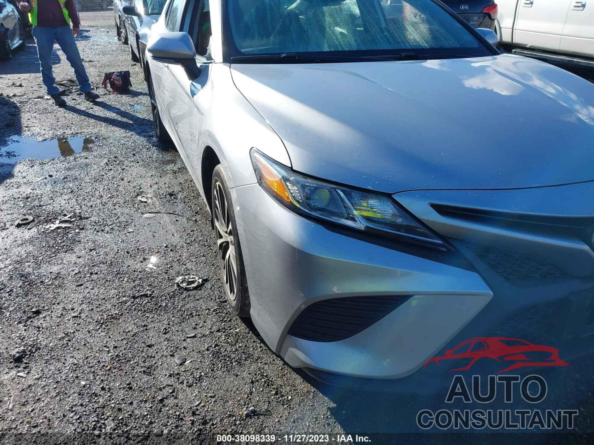 TOYOTA CAMRY 2019 - 4T1B11HK7KU813327