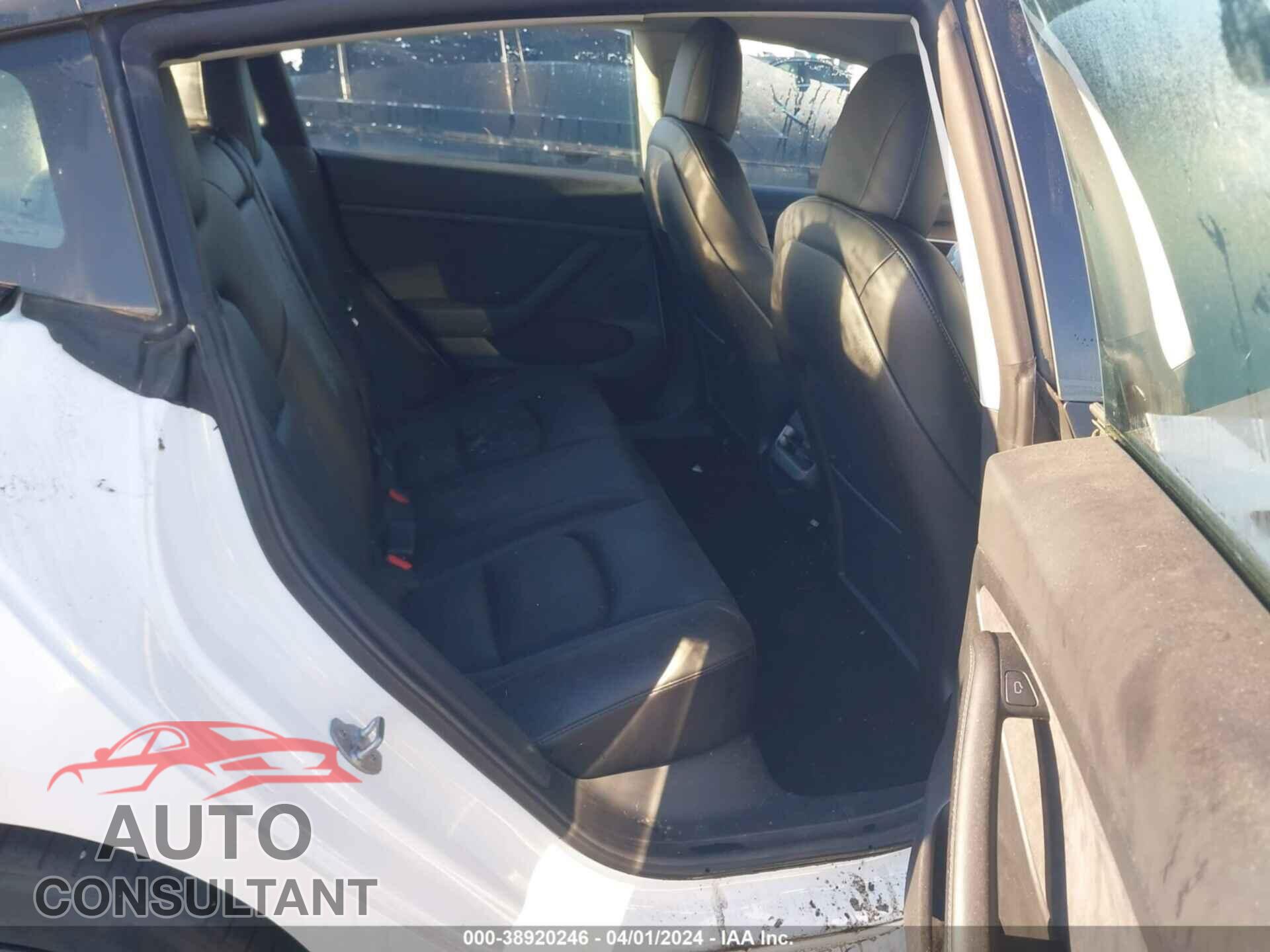 TESLA MODEL 3 2021 - 5YJ3E1EA4MF992530