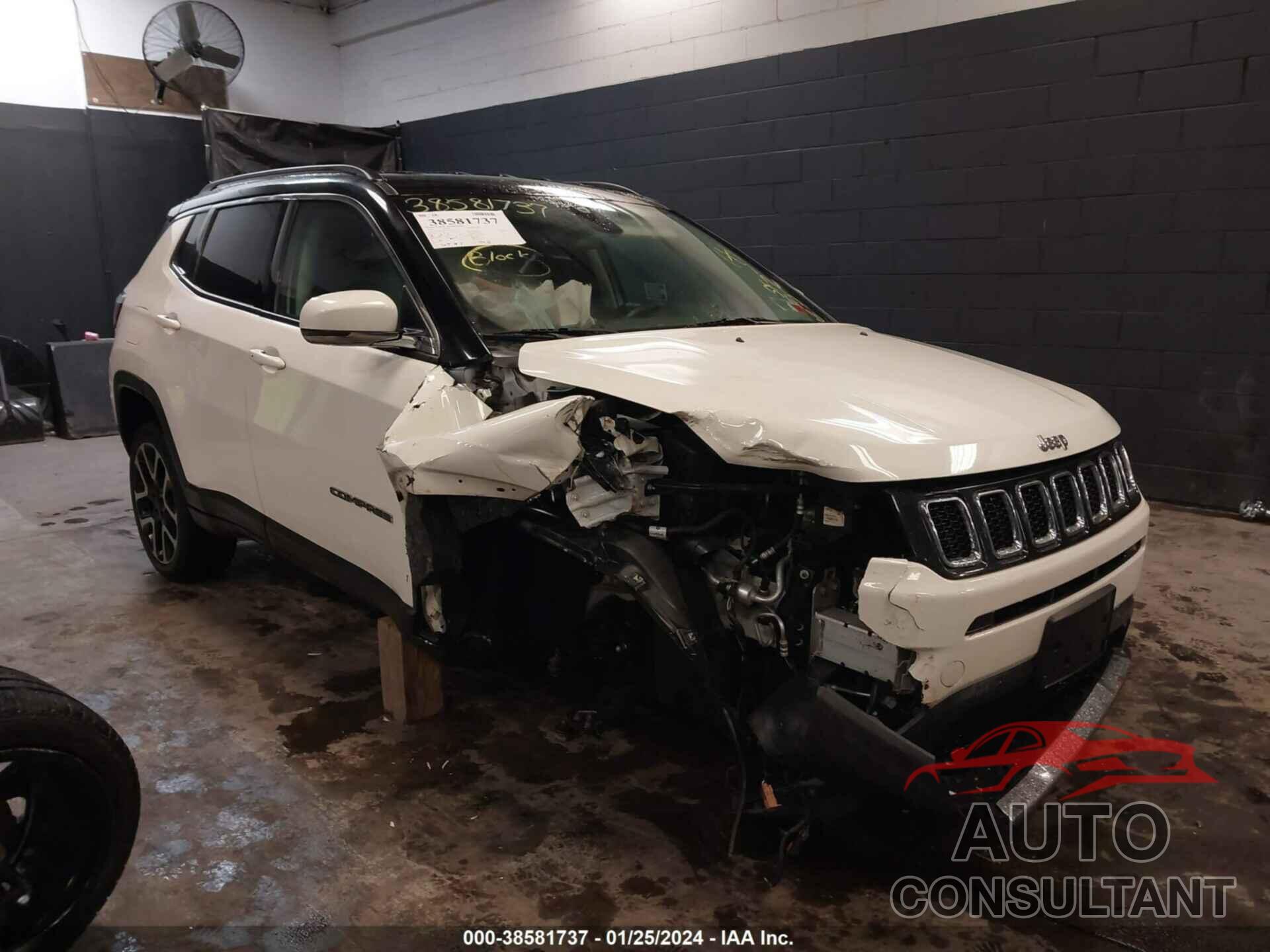 JEEP COMPASS 2018 - 3C4NJDCB5JT458130