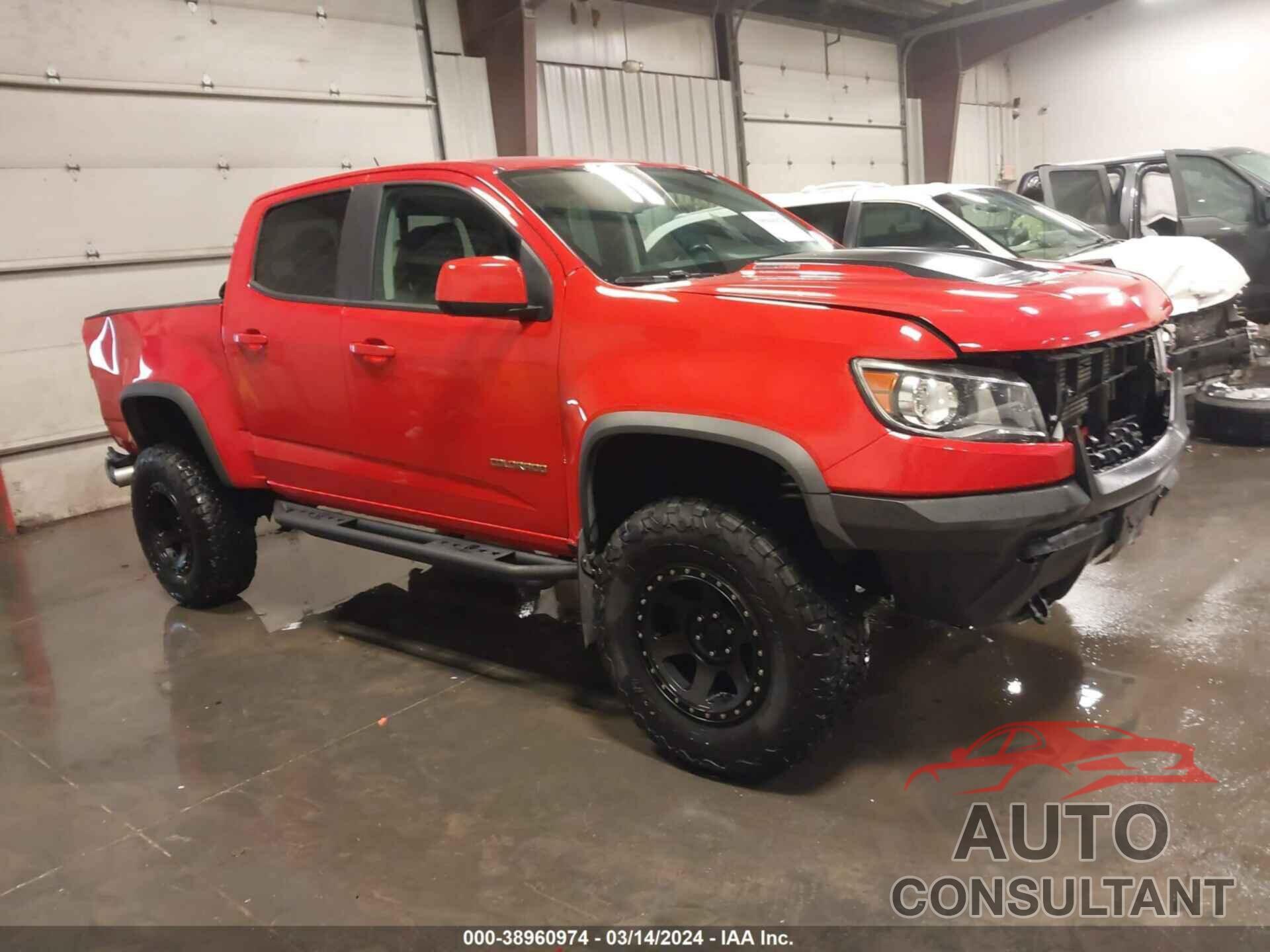 CHEVROLET COLORADO 2018 - 1GCPTEE16J1202485