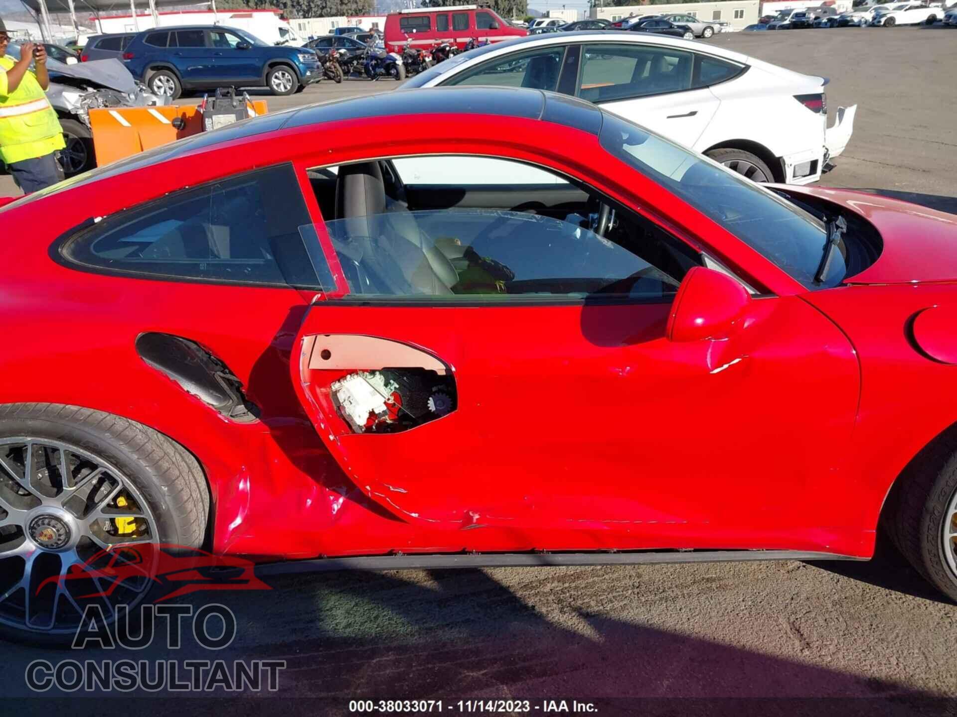 PORSCHE 911 2014 - WP0AD2A97ES168070
