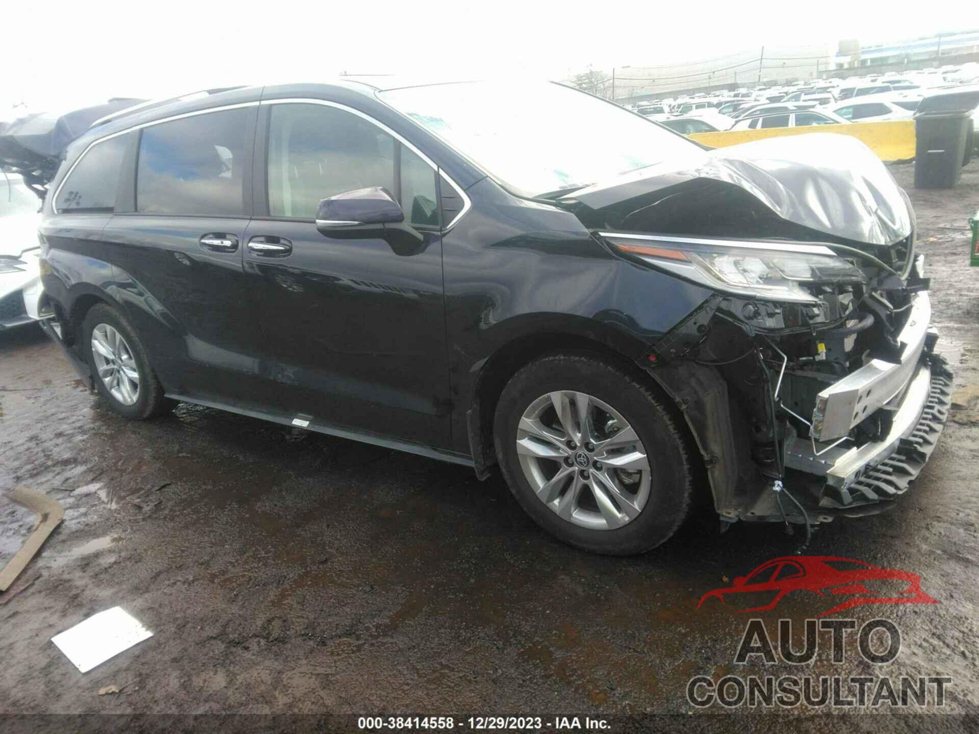 TOYOTA SIENNA 2023 - 5TDZSKFC1PS094699