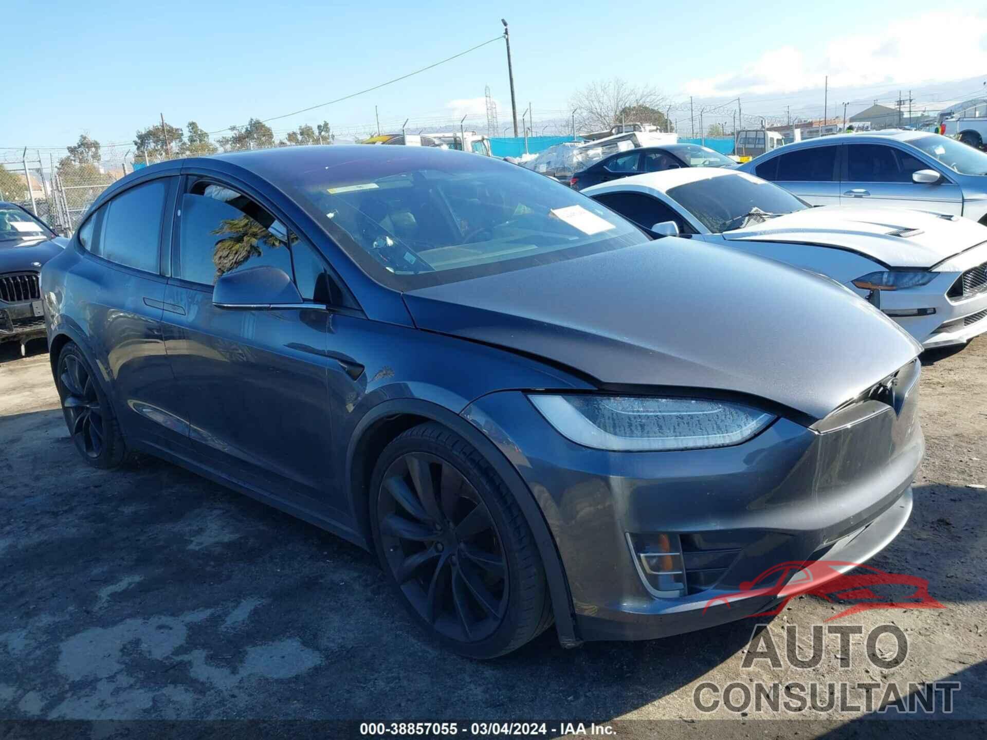 TESLA MODEL X 2018 - 5YJXCBE29JF138490