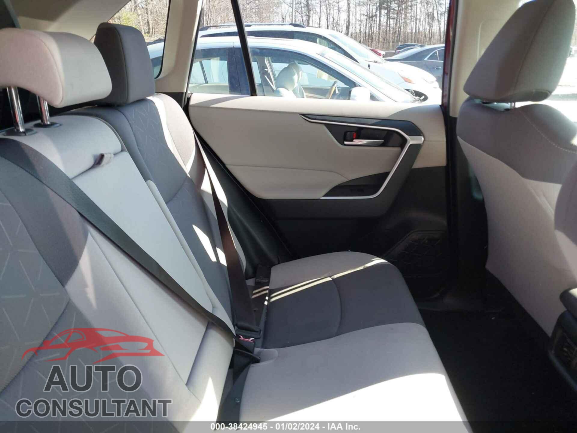 TOYOTA RAV4 2019 - JTMP1RFV2KD506072
